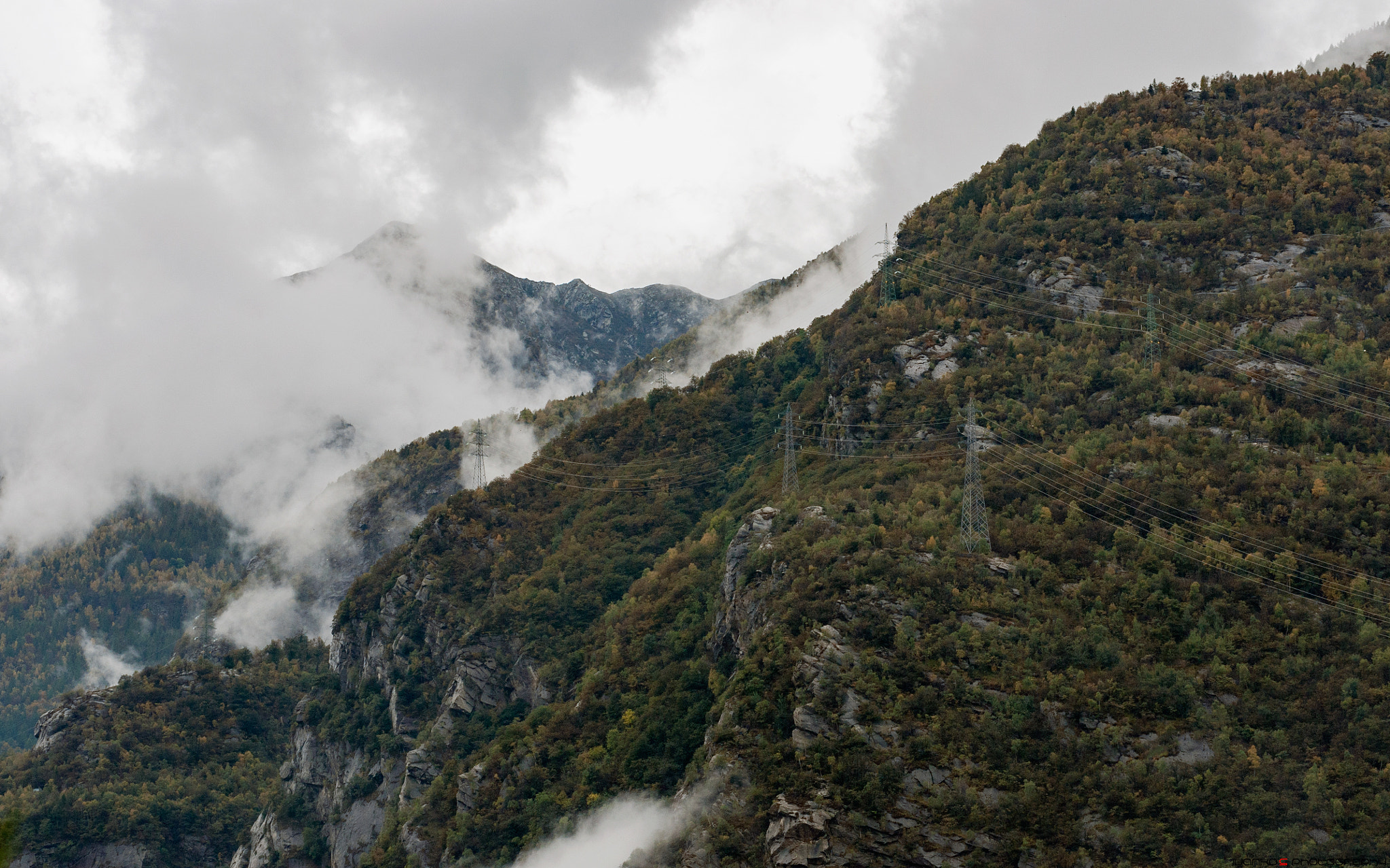 Nikon AF-Nikkor 80-200mm F2.8D ED sample photo. Alps photography