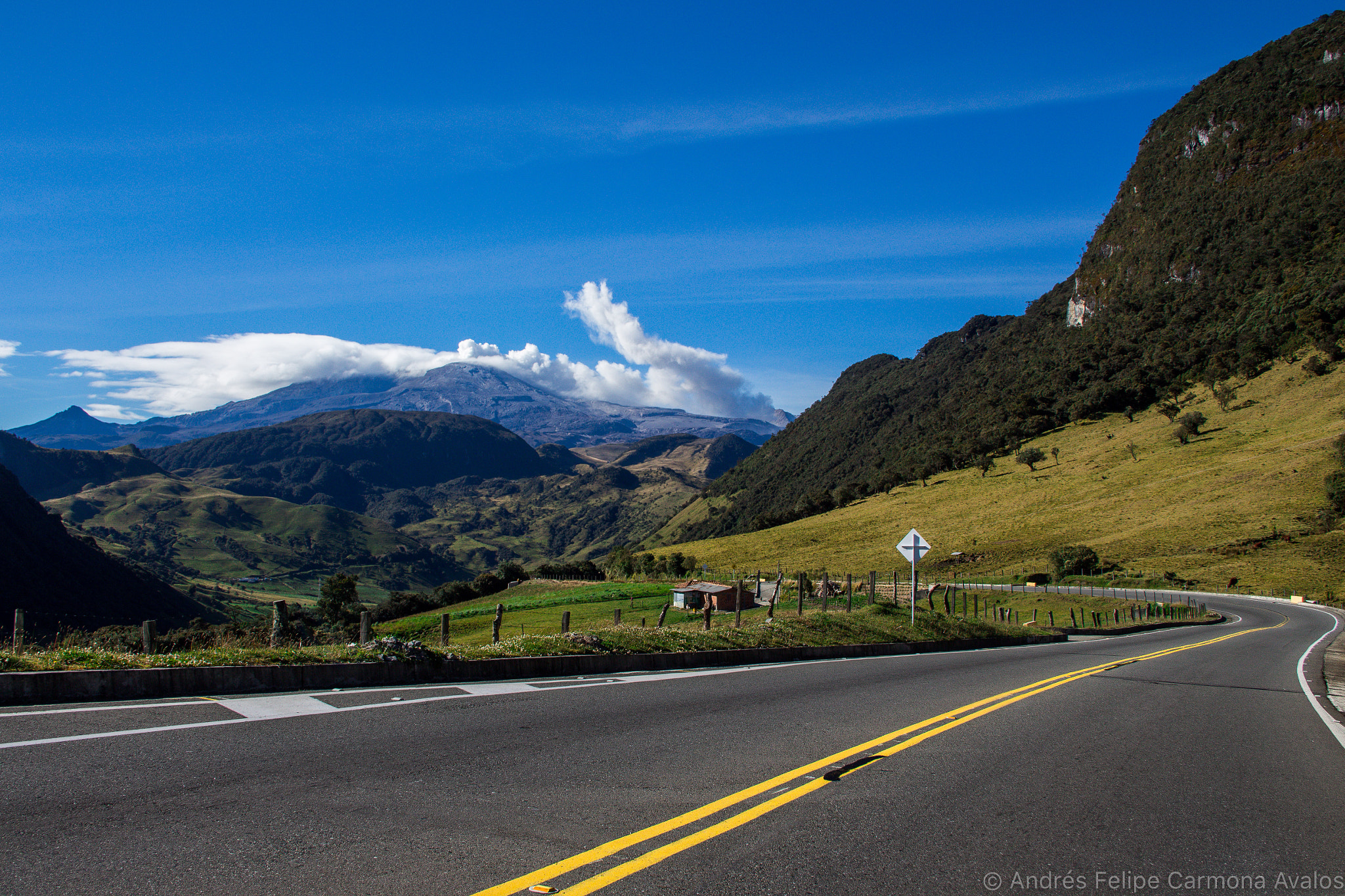 Canon EF-S 18-135mm F3.5-5.6 IS sample photo. Alto de letras ii photography