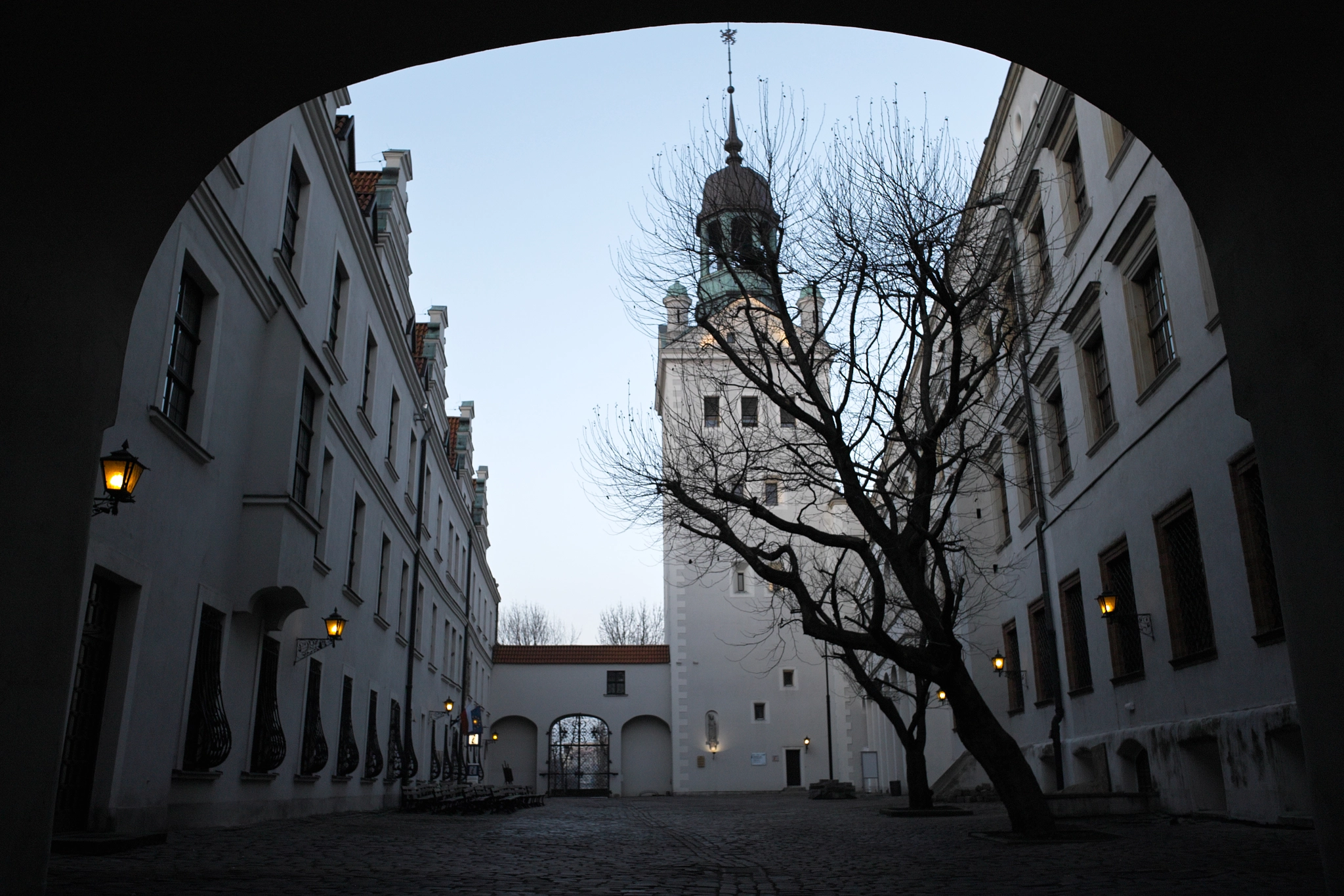 Sigma DP1x sample photo. The evening in the castle photography