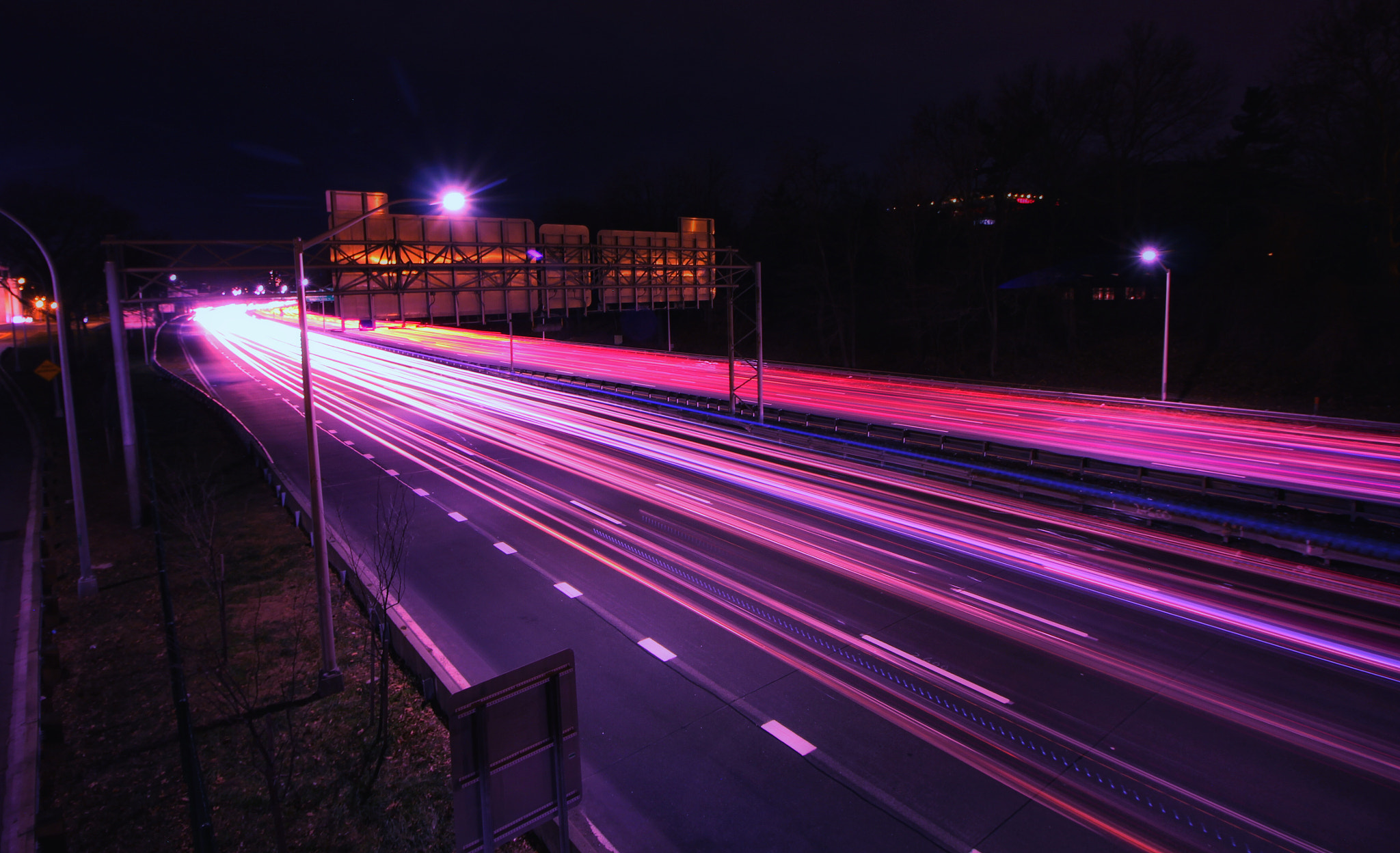Canon EOS 600D (Rebel EOS T3i / EOS Kiss X5) sample photo. Speed of light photography