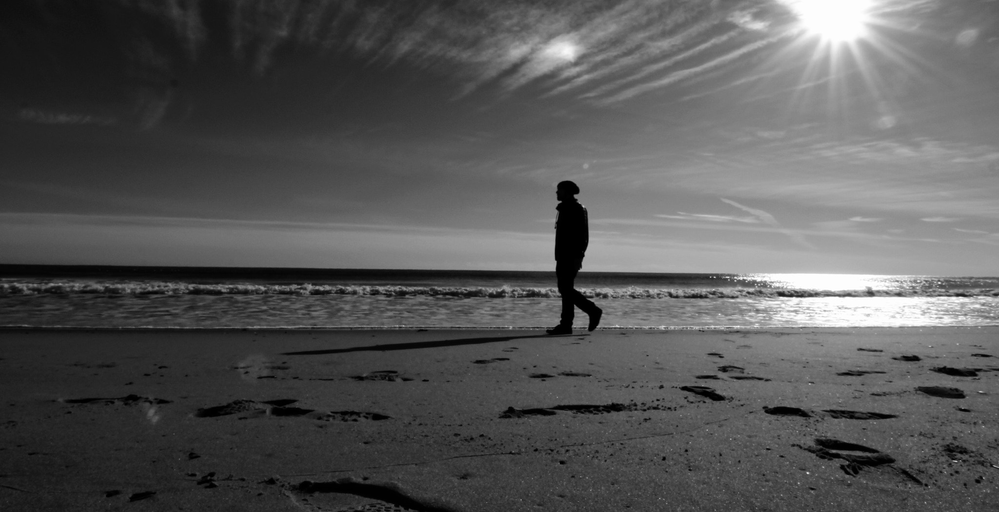 Canon EOS 600D (Rebel EOS T3i / EOS Kiss X5) sample photo. Lonely walk photography