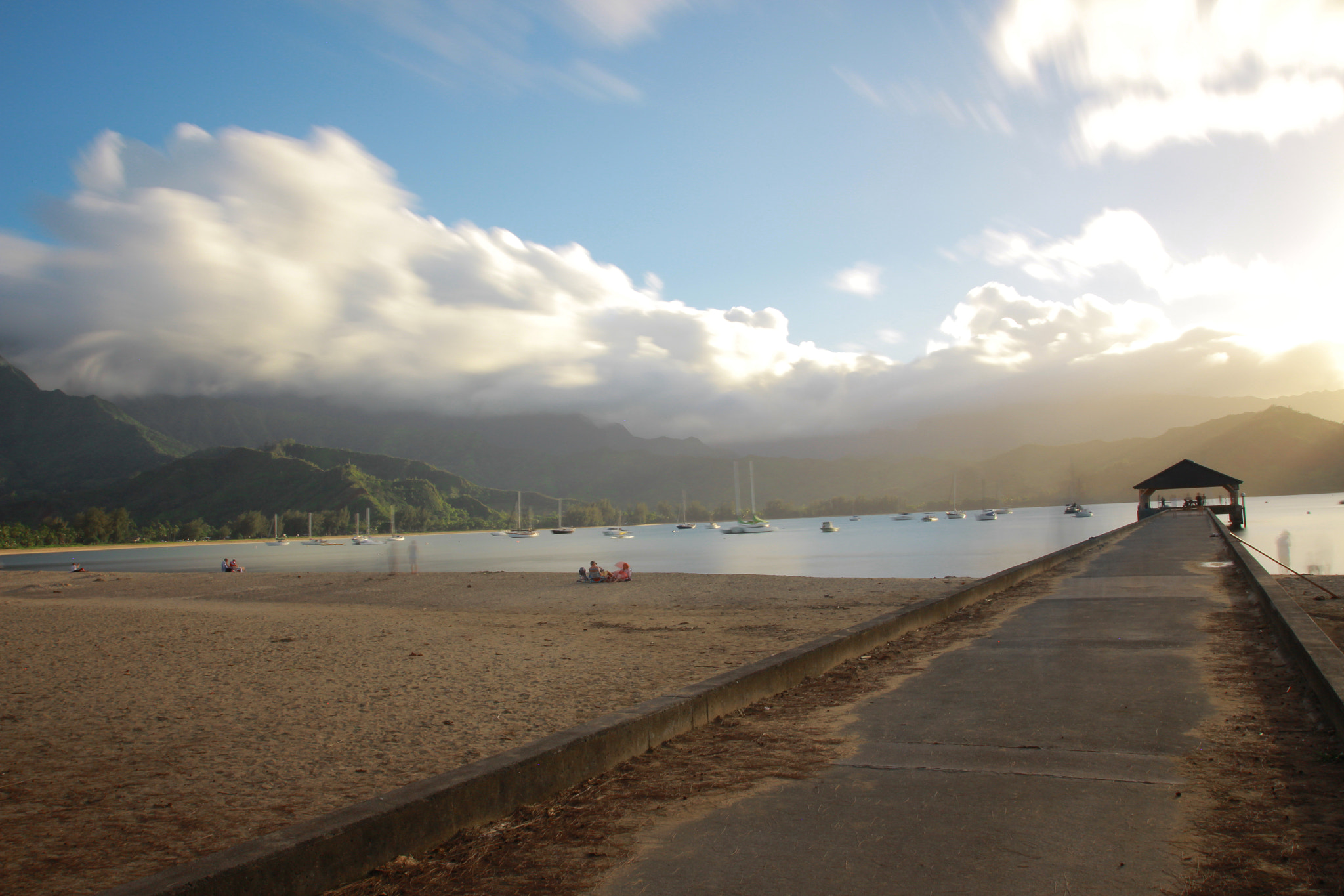 Canon EOS 650D (EOS Rebel T4i / EOS Kiss X6i) sample photo. Kauai pier photography