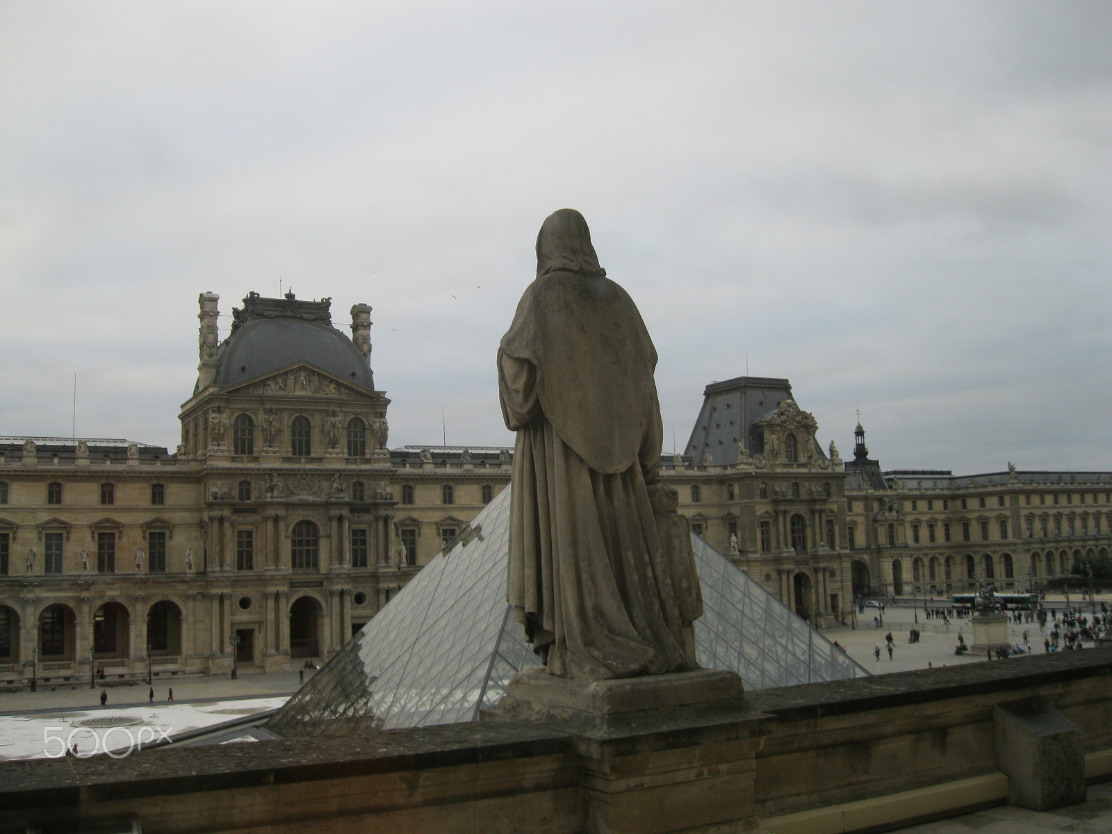 Canon PowerShot A3100 IS sample photo. Louvre photography