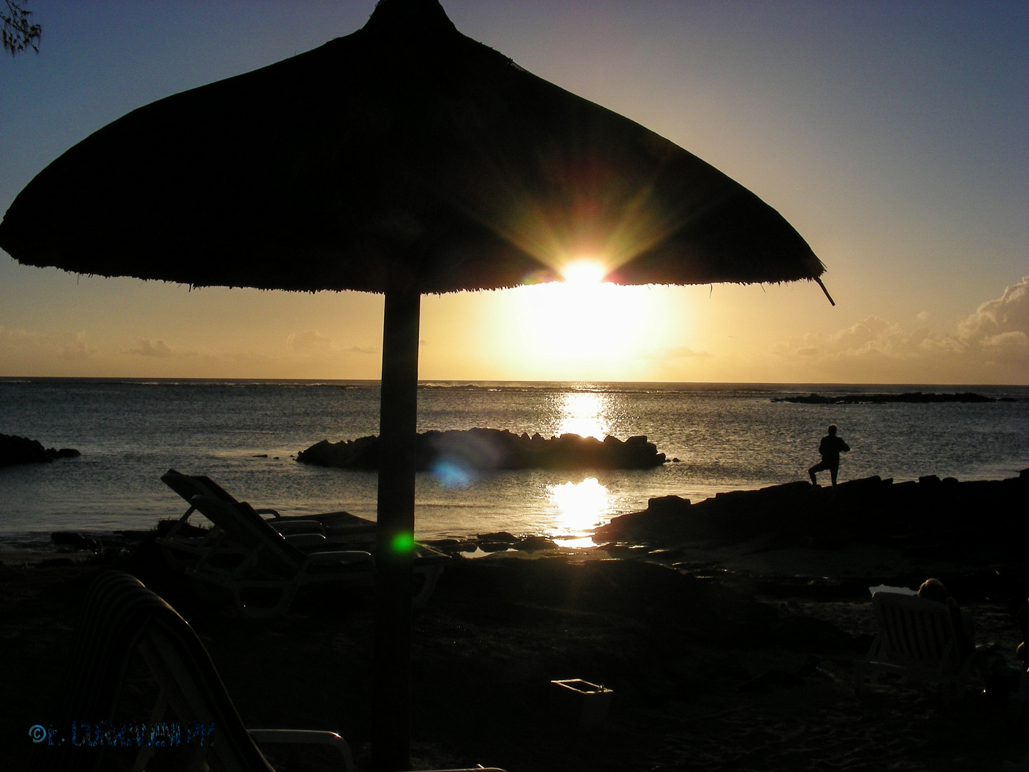 Nikon COOLPIX S10 sample photo. Sunset in mauritius photography