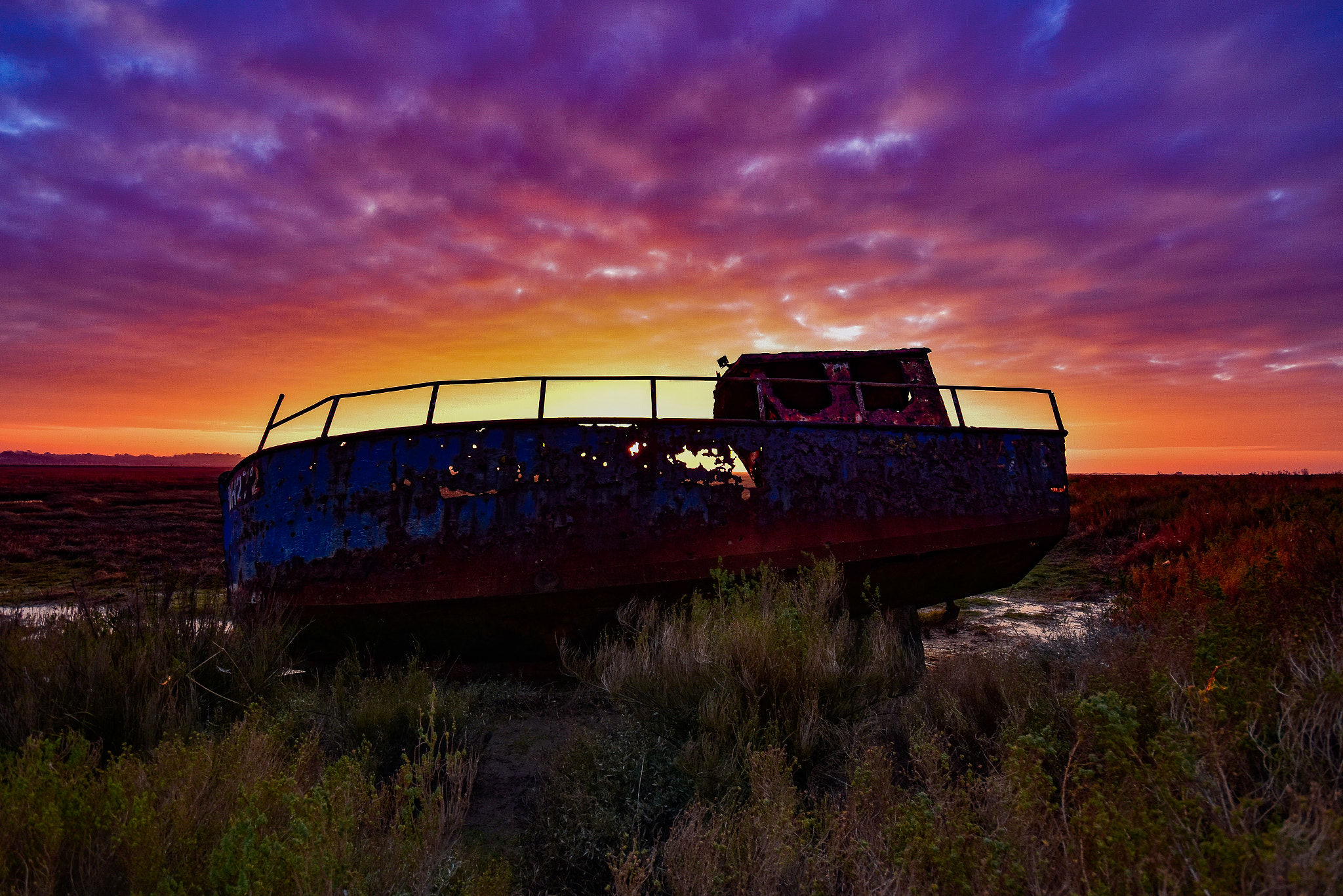Nikon D5500 + Sigma 10-20mm F4-5.6 EX DC HSM sample photo. Rusty boat in norfolk photography