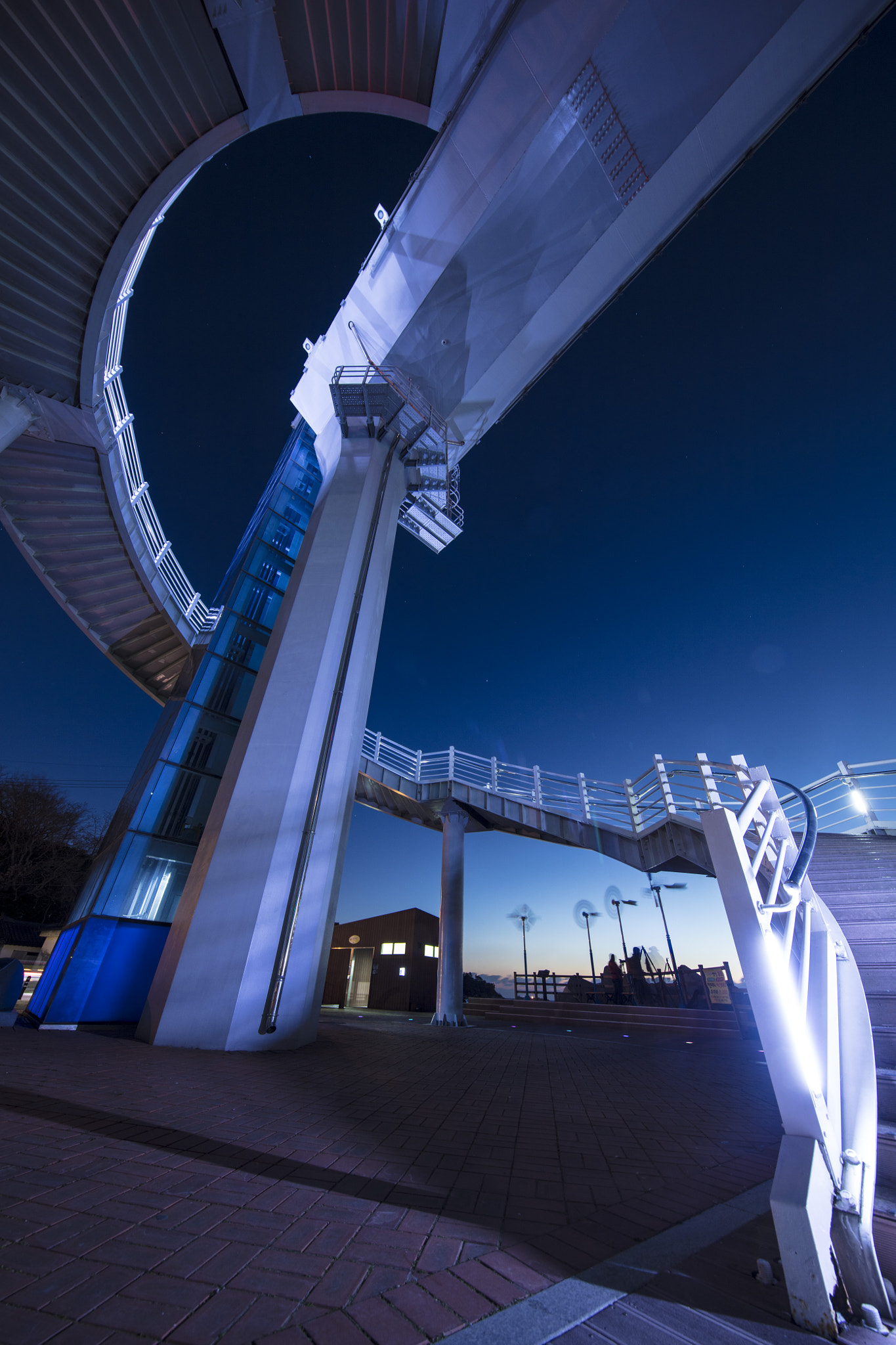 Canon EOS 5DS + Canon EF 11-24mm F4L USM sample photo