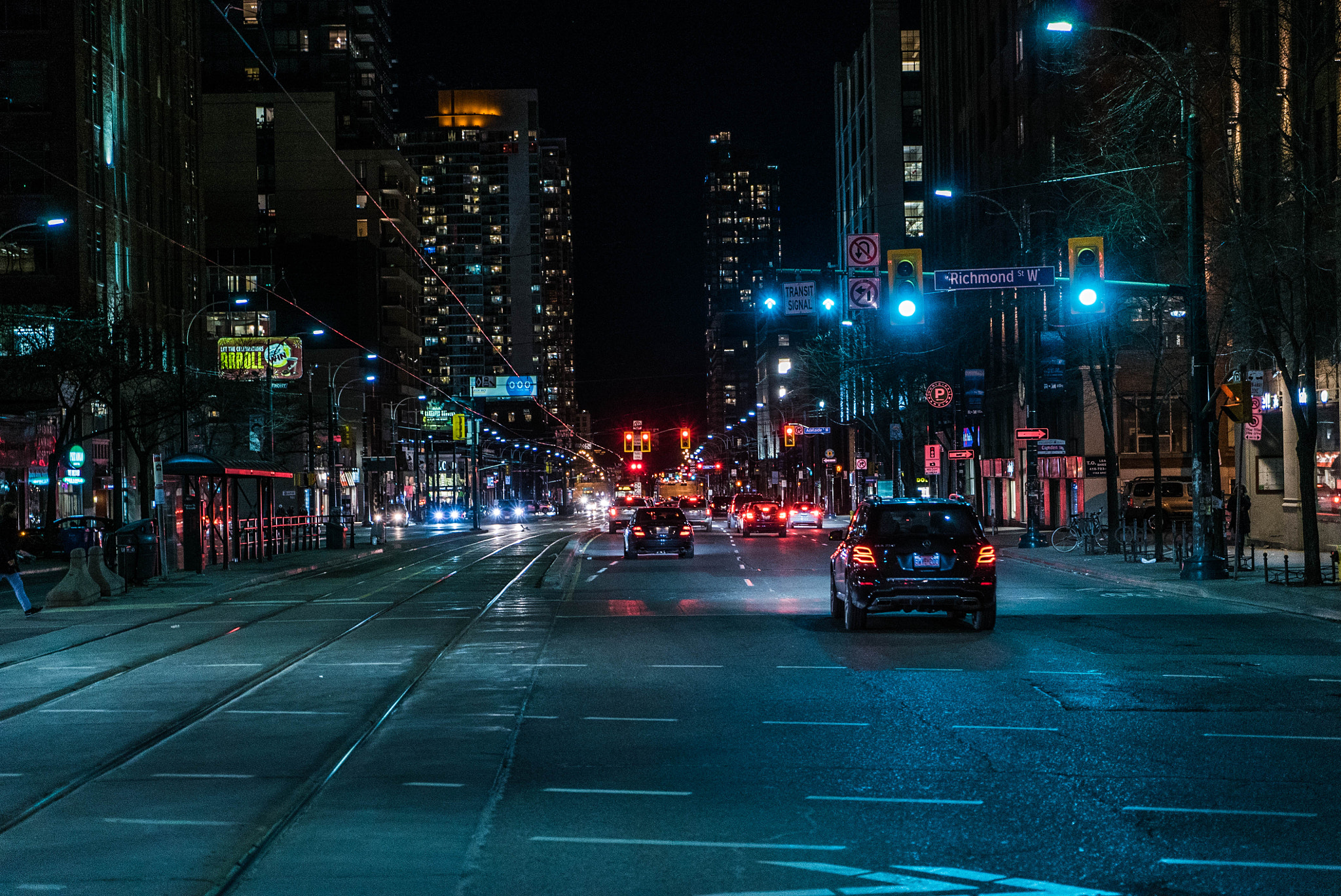 Sony a7S II + Sony Vario Tessar T* FE 24-70mm F4 ZA OSS sample photo. The city is yours. photography