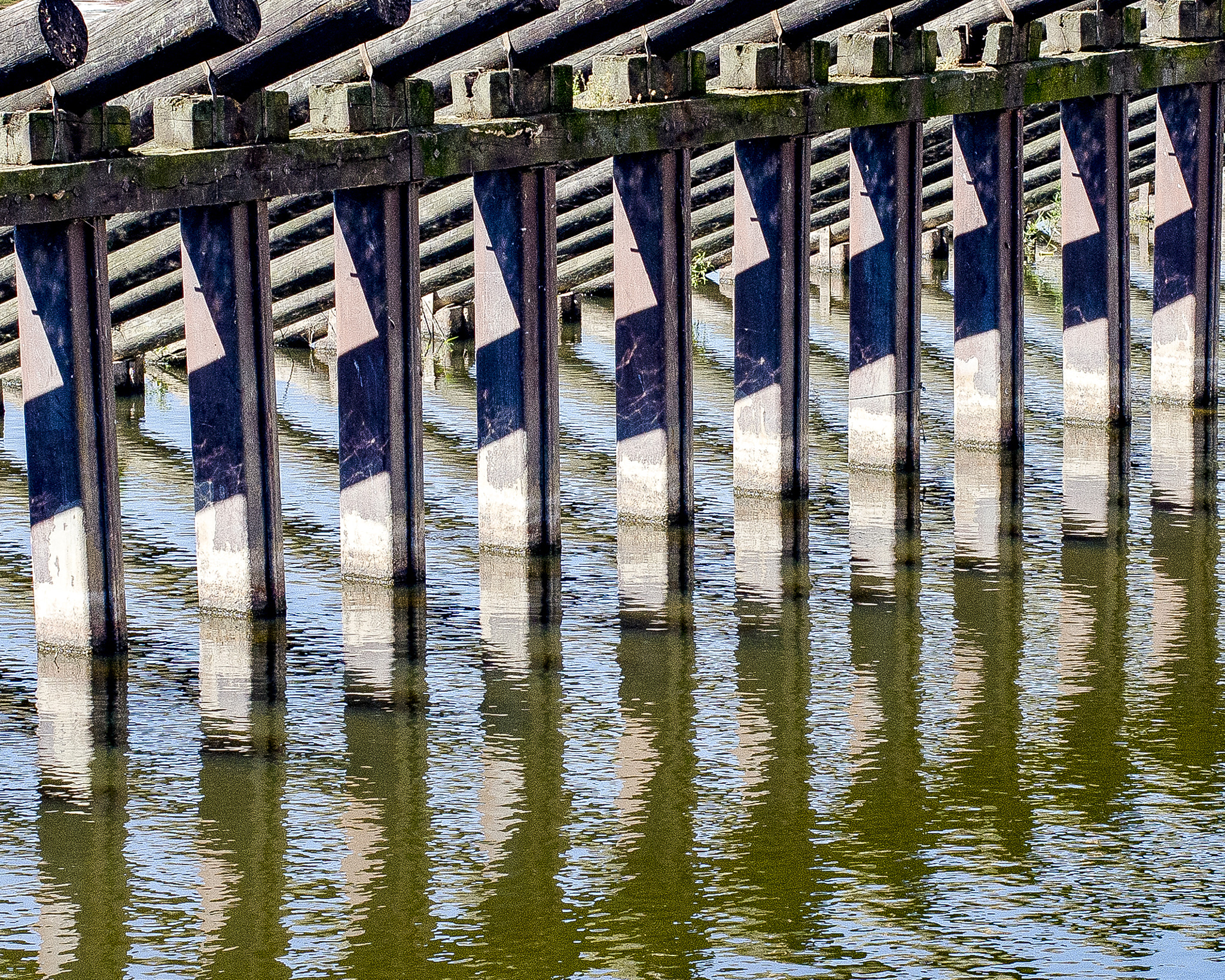 Nikon D7000 + Nikon AF-S Nikkor 50mm F1.4G sample photo. Reflection ii - prague photography