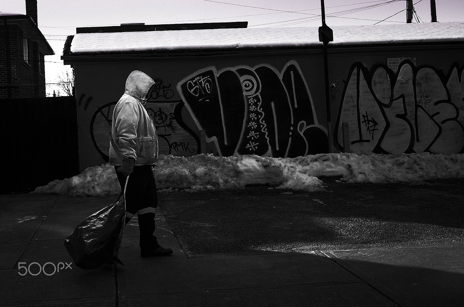 Ricoh GR + GR Lens sample photo. Sweeping man! photography
