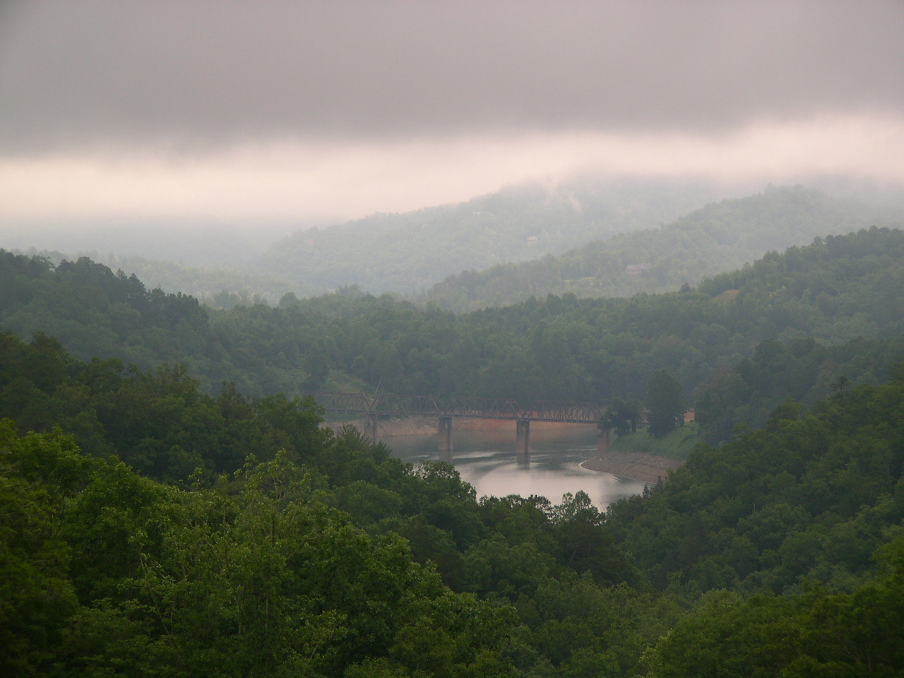 Nikon E4300 sample photo. Trestle at dawn photography