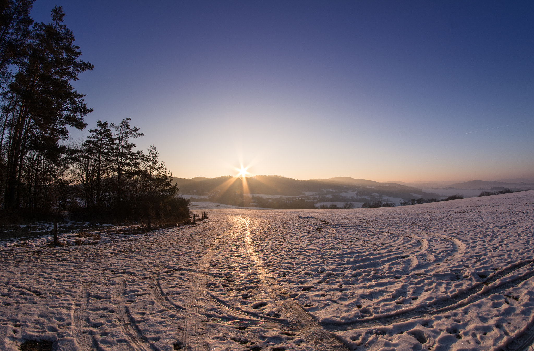 Nikon D5200 + Samyang 8mm F3.5 Aspherical IF MC Fisheye sample photo. Dsc photography