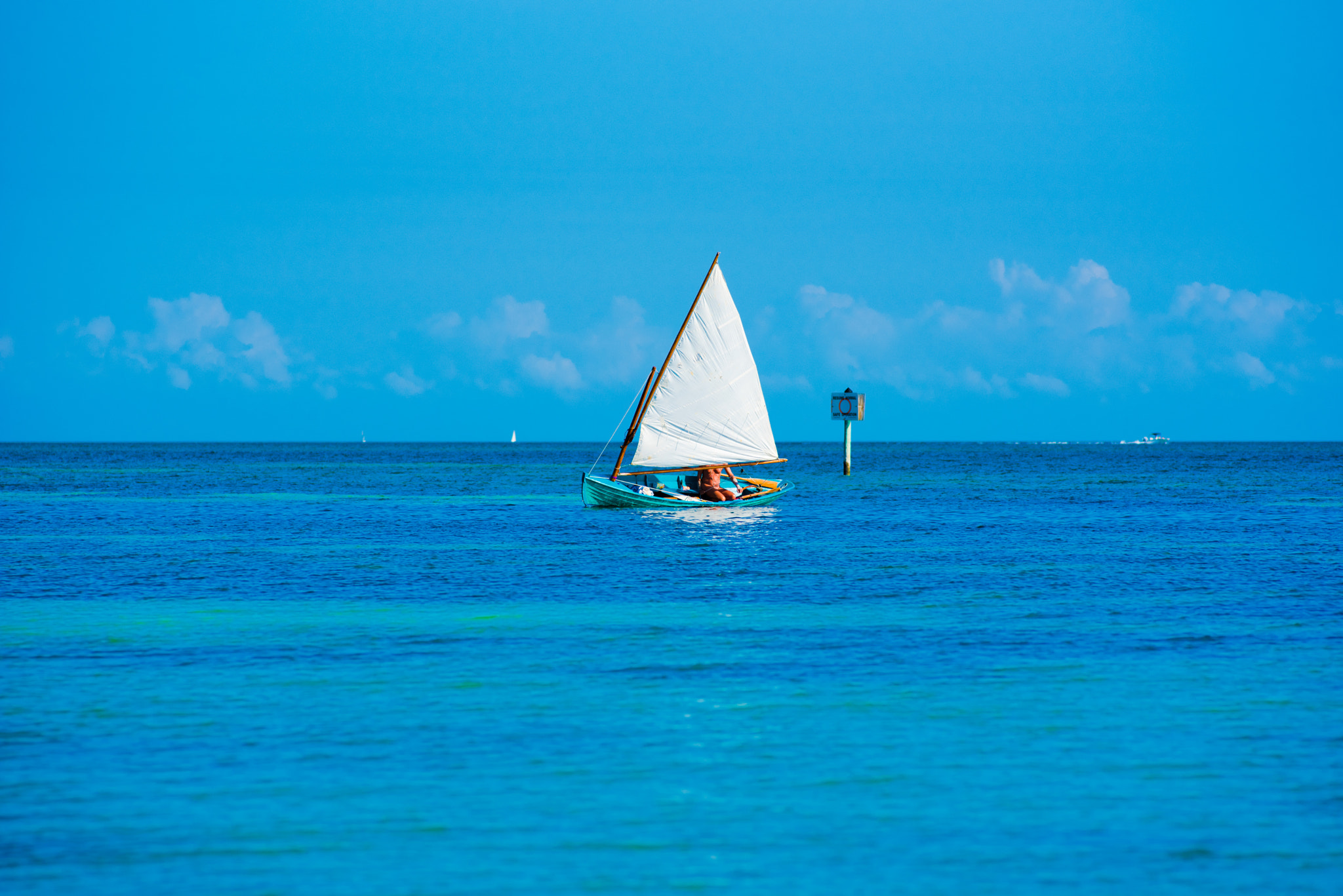 Nikon AF Nikkor 180mm F2.8D ED-IF sample photo. Miami beach& key west photography