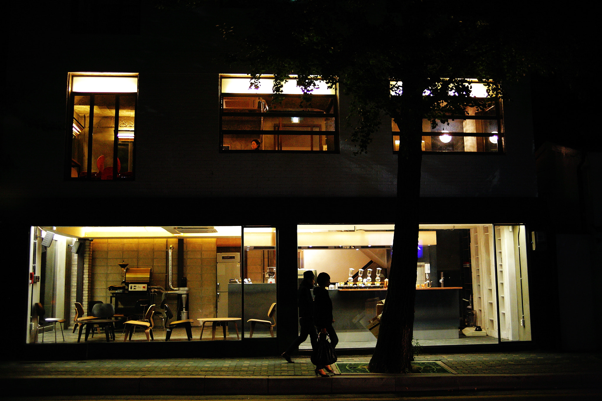 Canon EF 35-80mm f/4-5.6 sample photo. Two-story photography