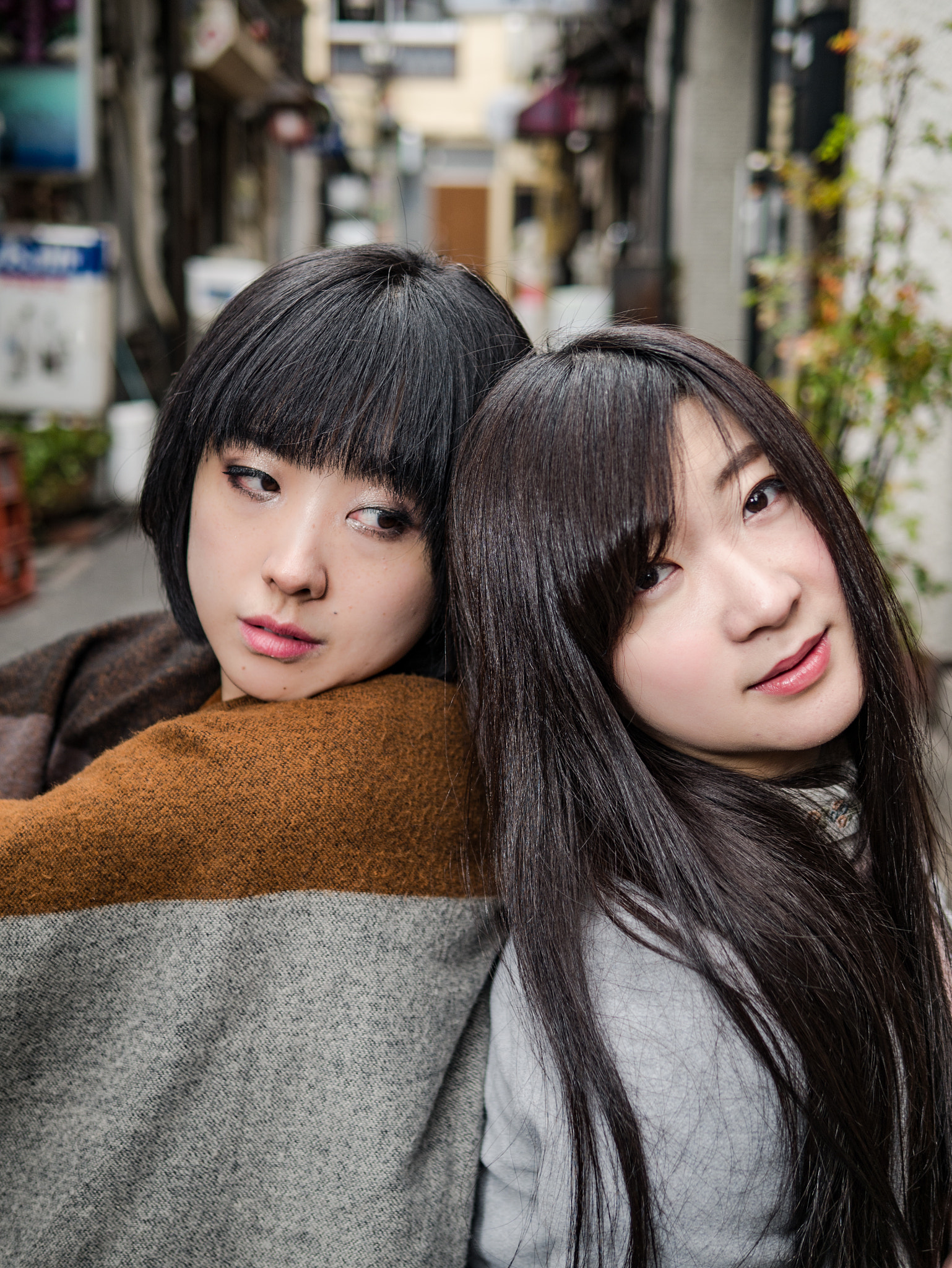 Panasonic Lumix DMC-GX7 + Panasonic Leica DG Summilux 25mm F1.4 II ASPH sample photo. Emi&sayaka photography