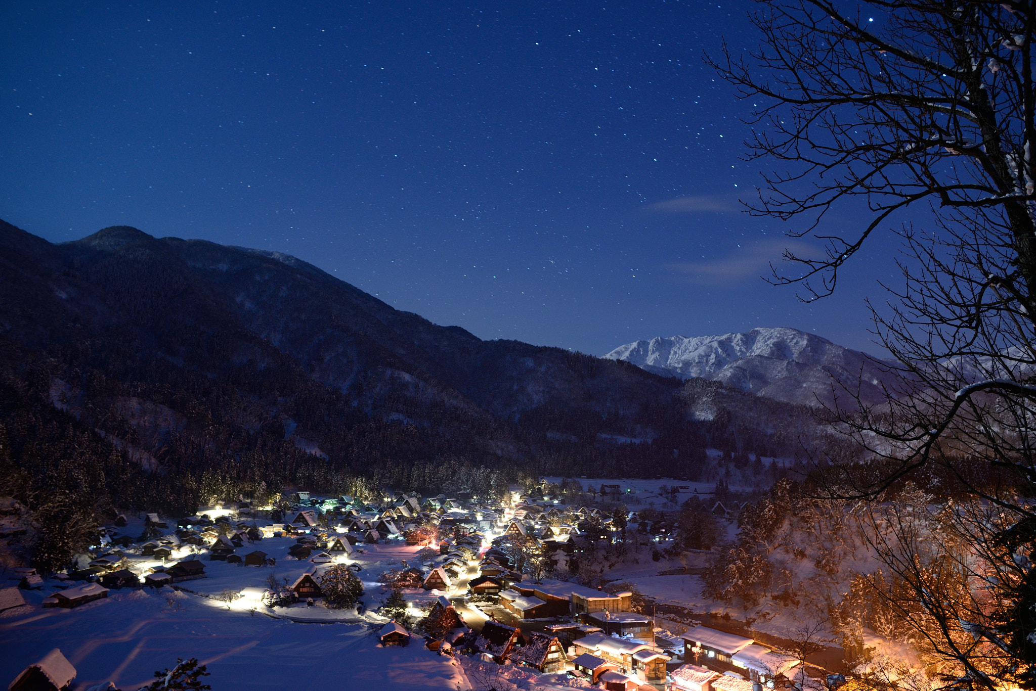 Nikon D800E + Nikon AF-S Nikkor 28mm F1.8G sample photo. 城山展望 photography
