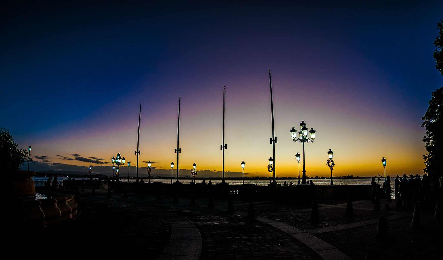 Nikon AF DX Fisheye-Nikkor 10.5mm F2.8G ED sample photo. Sunset photography