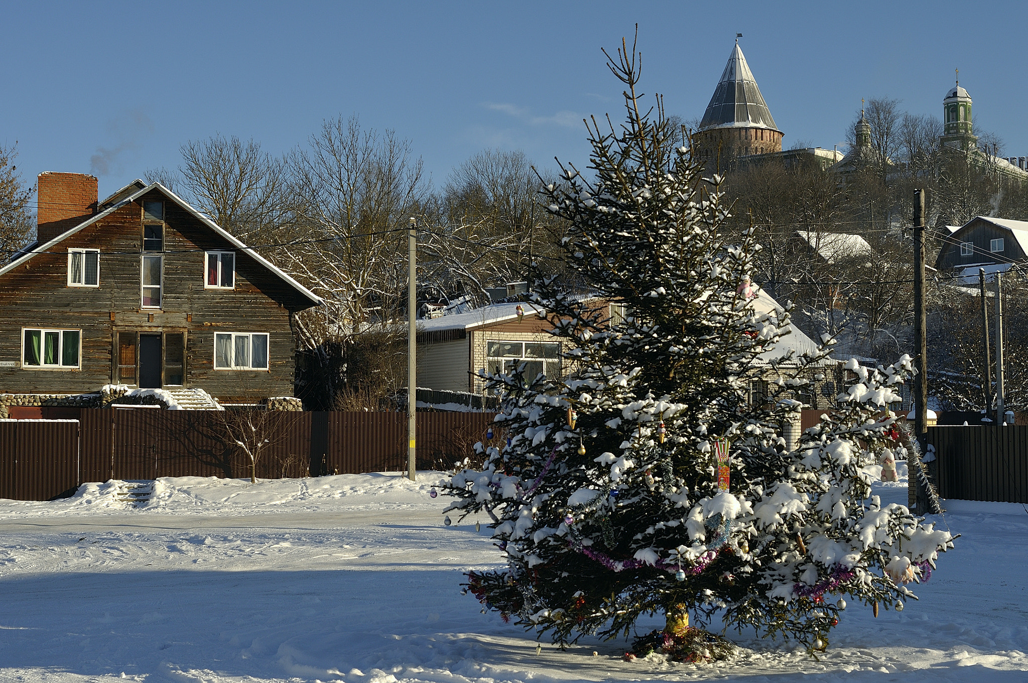 Nikon D90 + Nikon AF Nikkor 35mm F2D sample photo. Christmas in smolensk photography