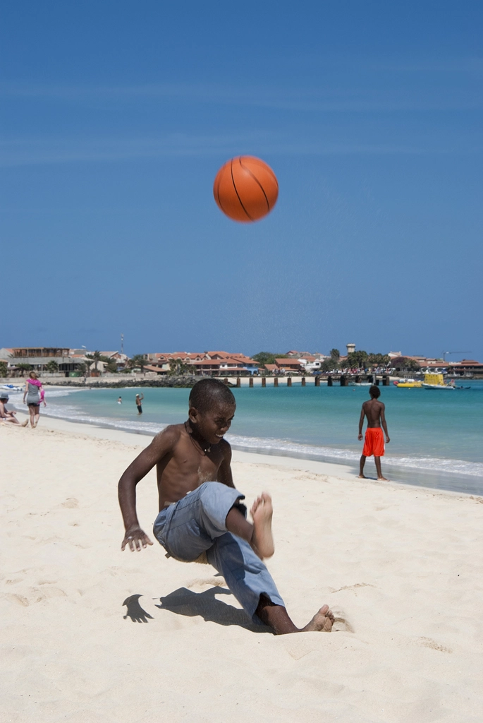 Nikon AF Nikkor 24-85mm F2.8-4D IF sample photo. Cabo verde photography