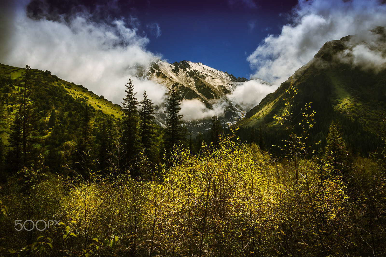 Canon EF-S 17-85mm F4-5.6 IS USM sample photo. Ala archa valley photography