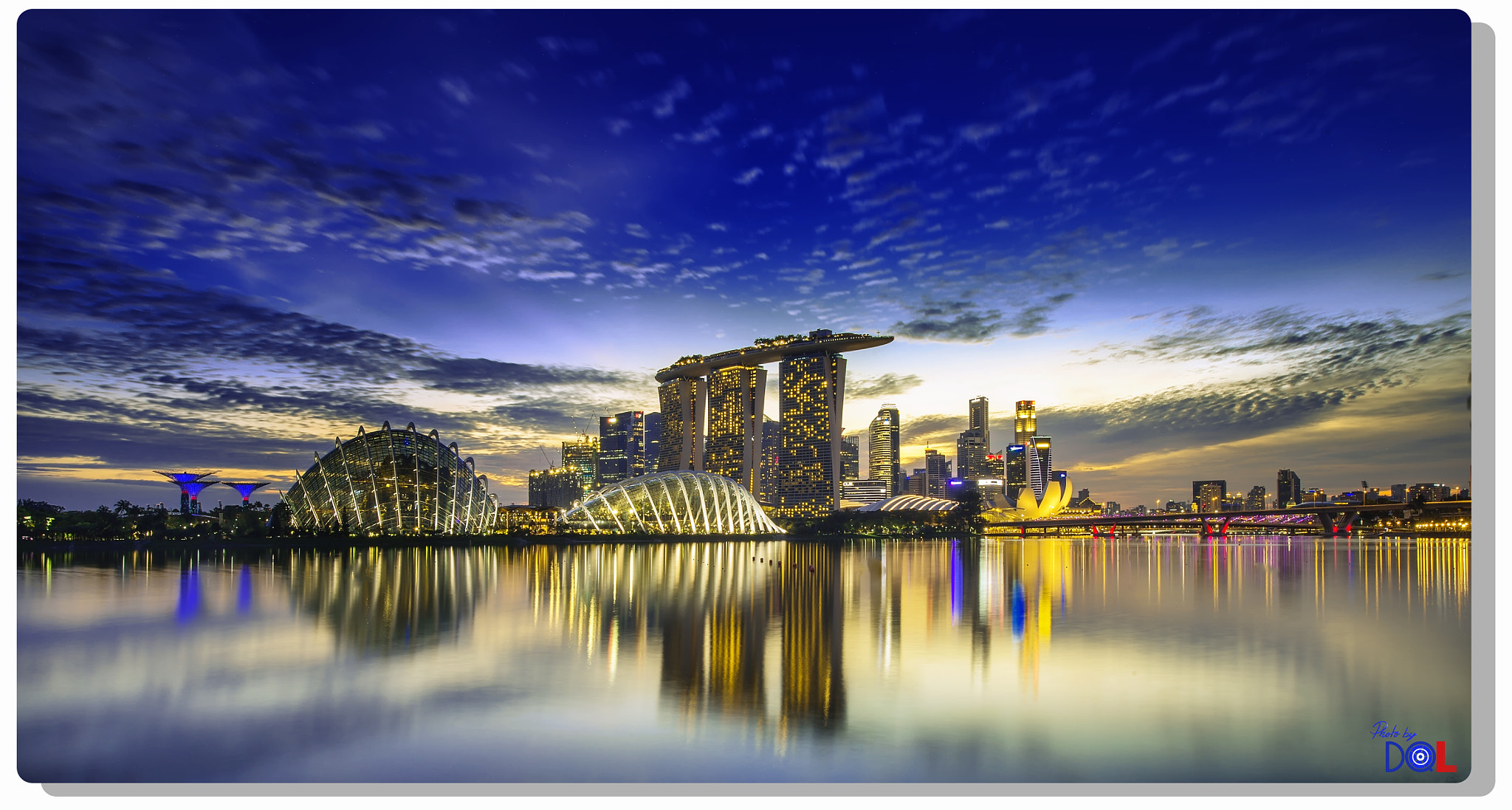 Nikon AF-S Nikkor 14-24mm F2.8G ED sample photo. Marina bay sand at night photography