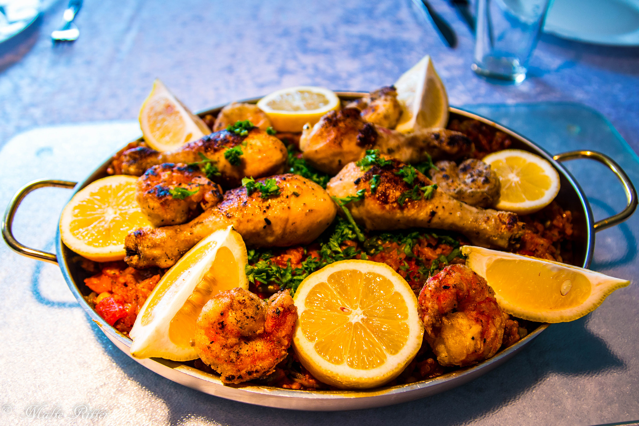 Tamron SP AF 17-50mm F2.8 XR Di II LD Aspherical (IF) sample photo. Paella photography