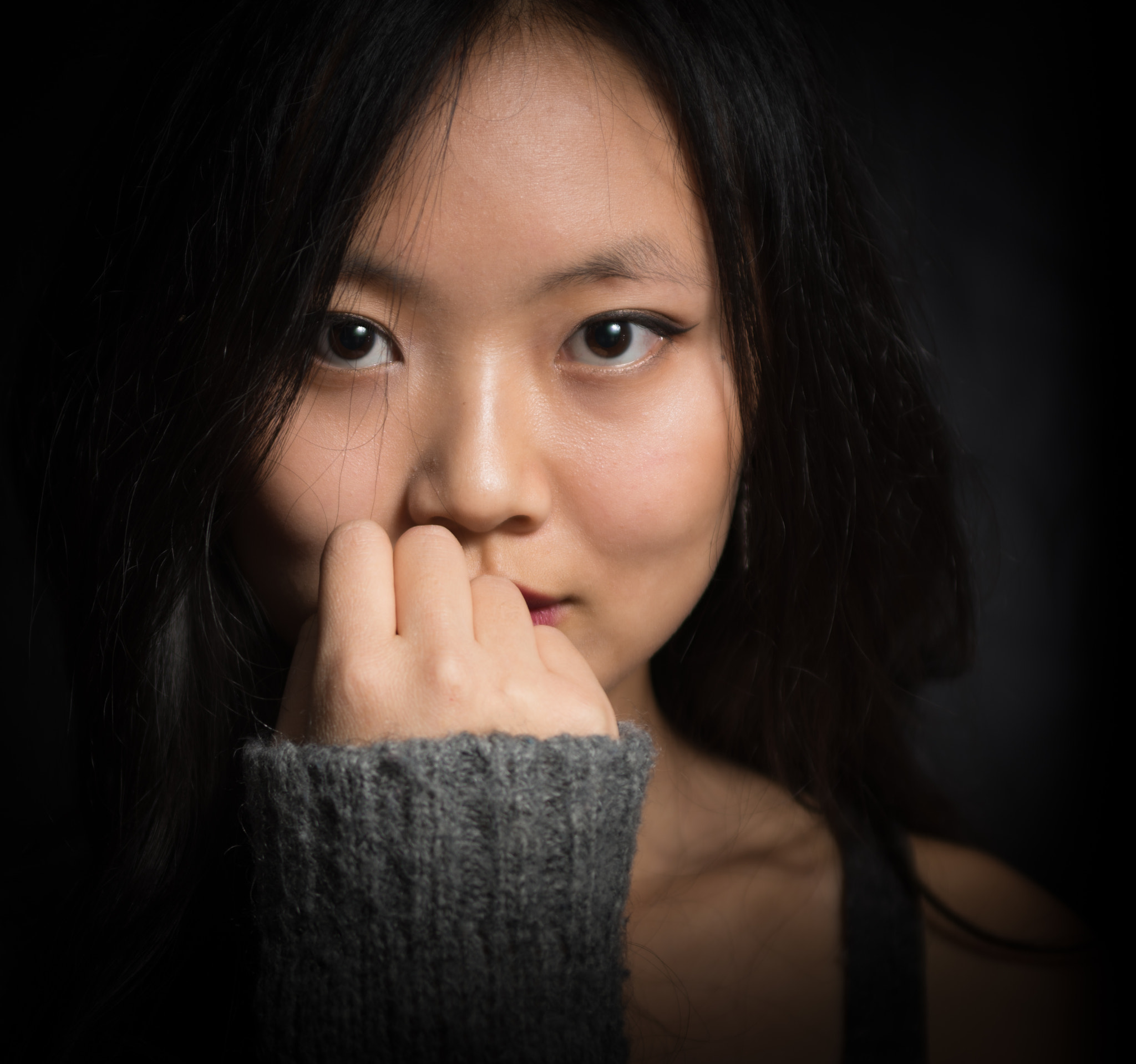 Nikon AF-S Nikkor 28-70mm F2.8 ED-IF sample photo. Hiding her smile photography