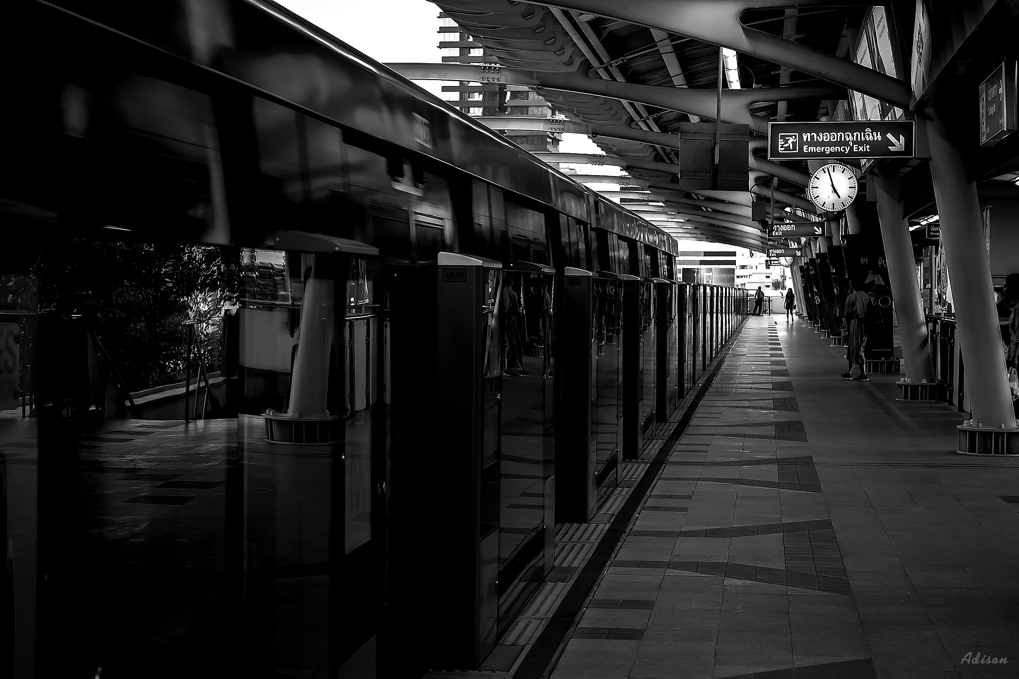 Fujifilm X-A2 + Fujifilm XC 50-230mm F4.5-6.7 OIS II sample photo. Subway in thailand. photography