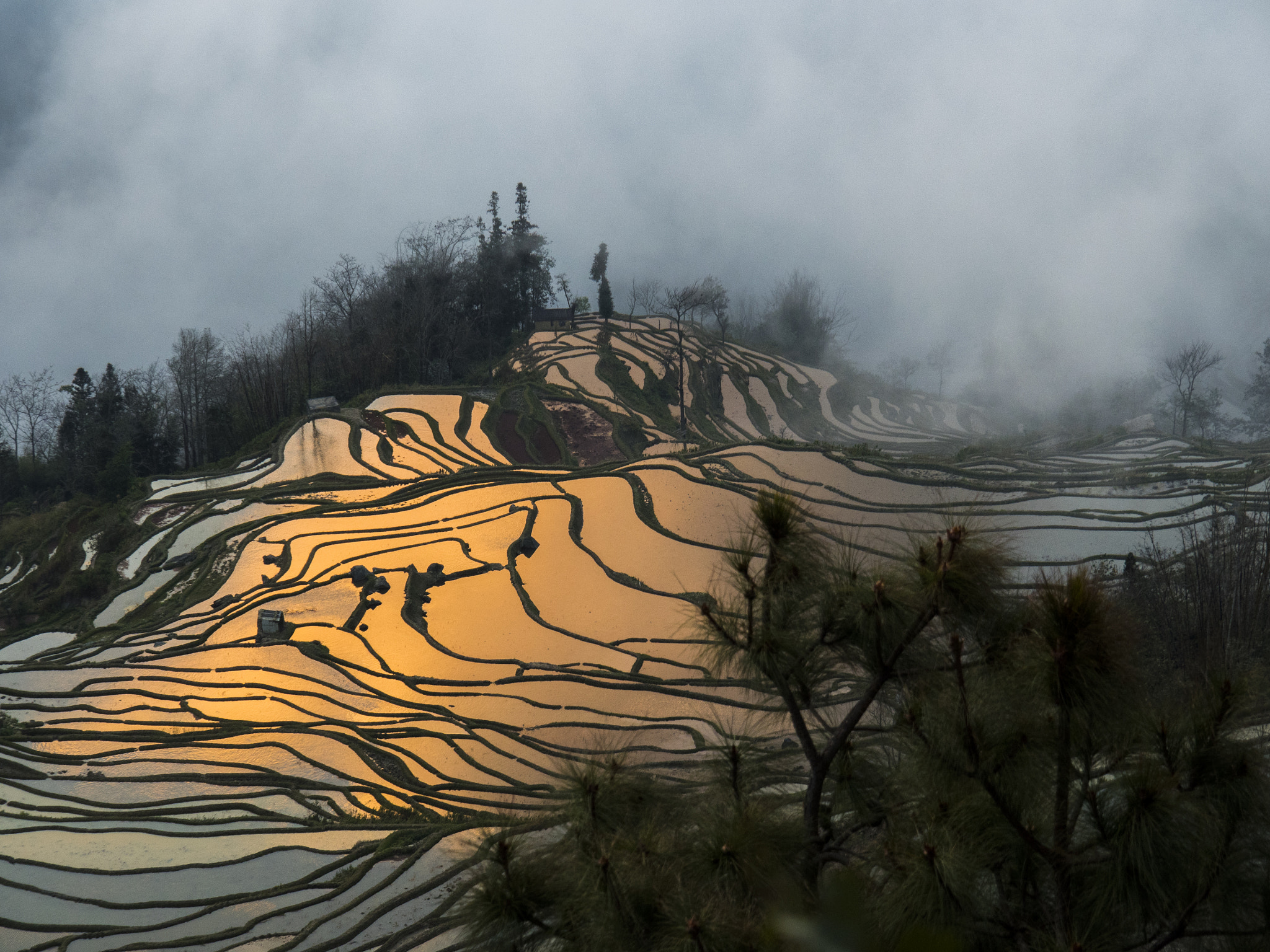 OLYMPUS M.14-150mm F4.0-5.6 II sample photo. Yunnan - china photography