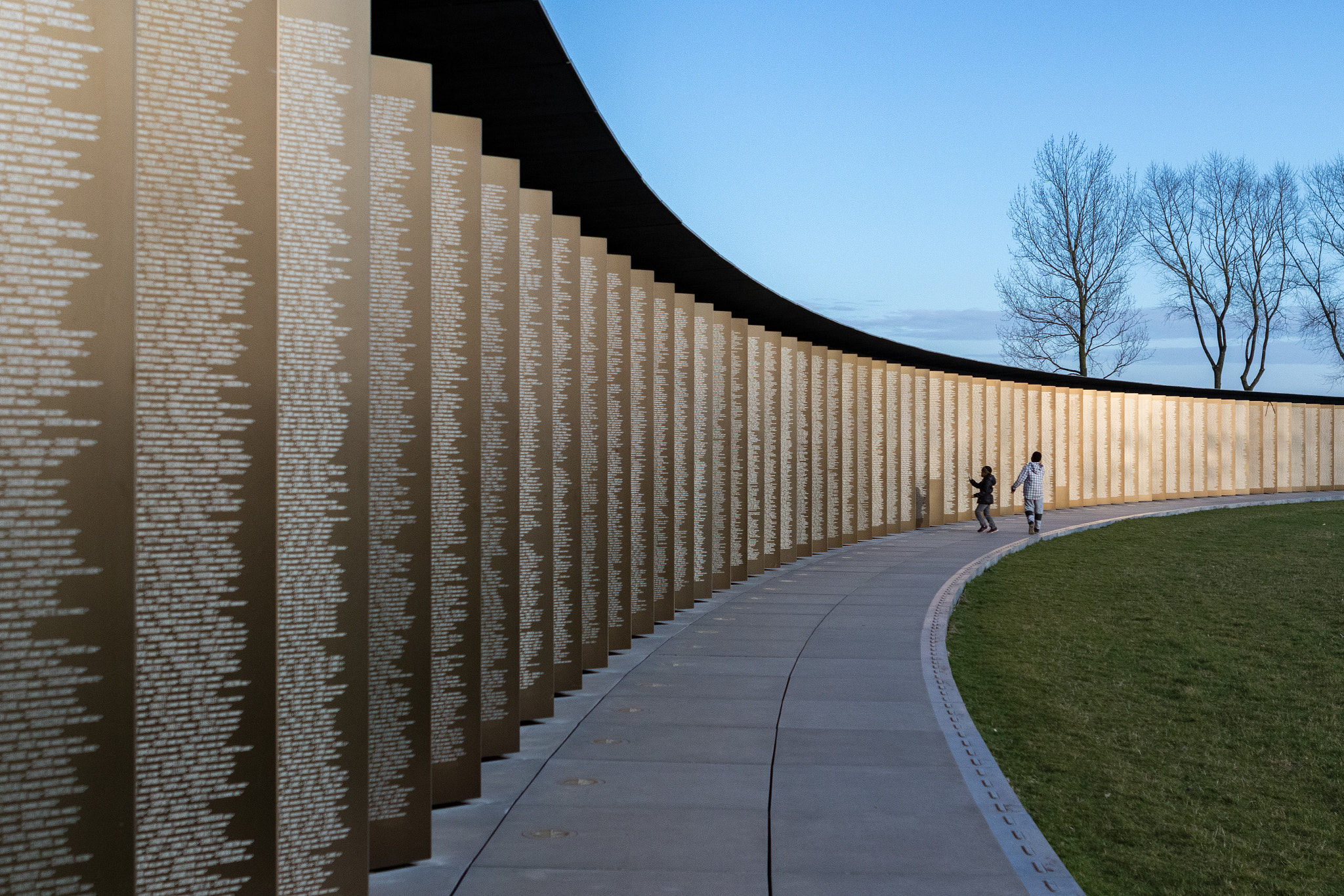 Canon EF 24-70mm F2.8L USM sample photo. Monument of the 580.000 names photography