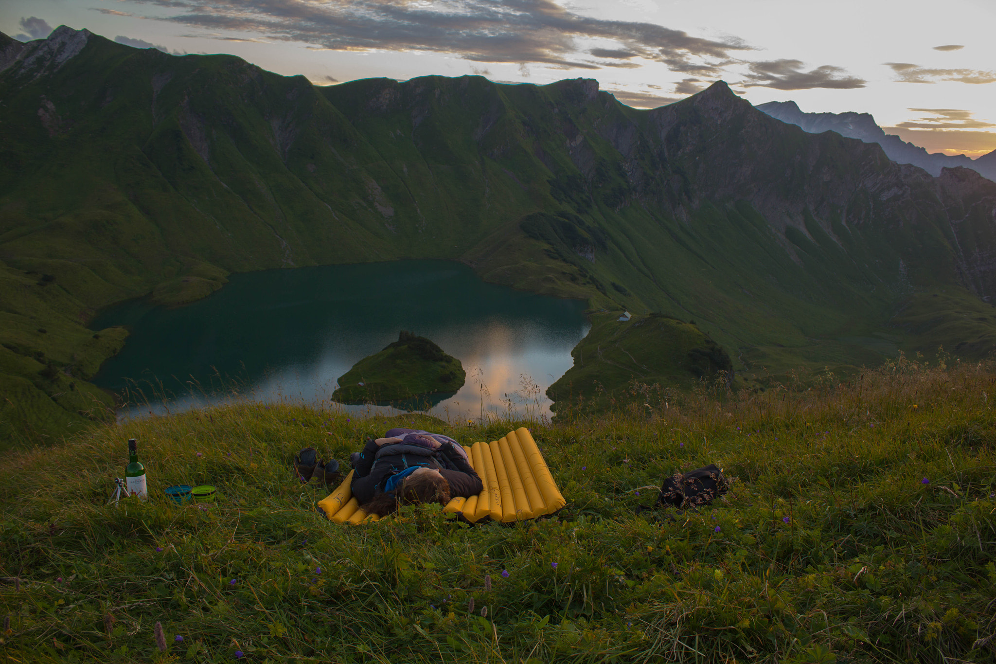 Canon EF-S 18-55mm F3.5-5.6 IS sample photo. Schrecksee photography