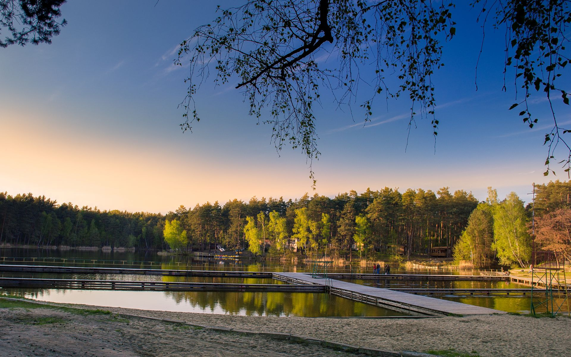 Canon EOS 6D + Canon EF 20mm F2.8 USM sample photo. Golejow photography