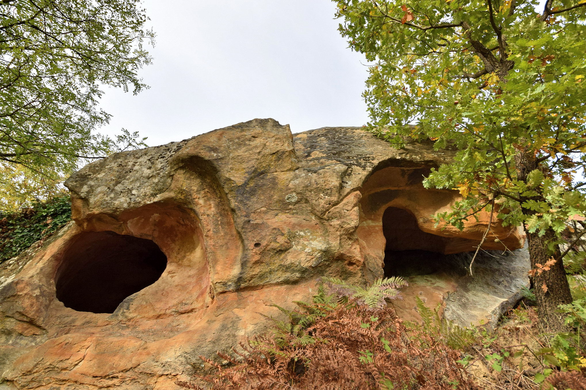 Sigma 10-20mm F4-5.6 EX DC HSM sample photo. Ancient tomb ovchevo rhodopes photography