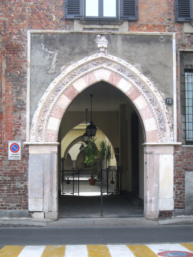 Canon PowerShot A3300 IS sample photo. Milano  palazzo borromeo photography