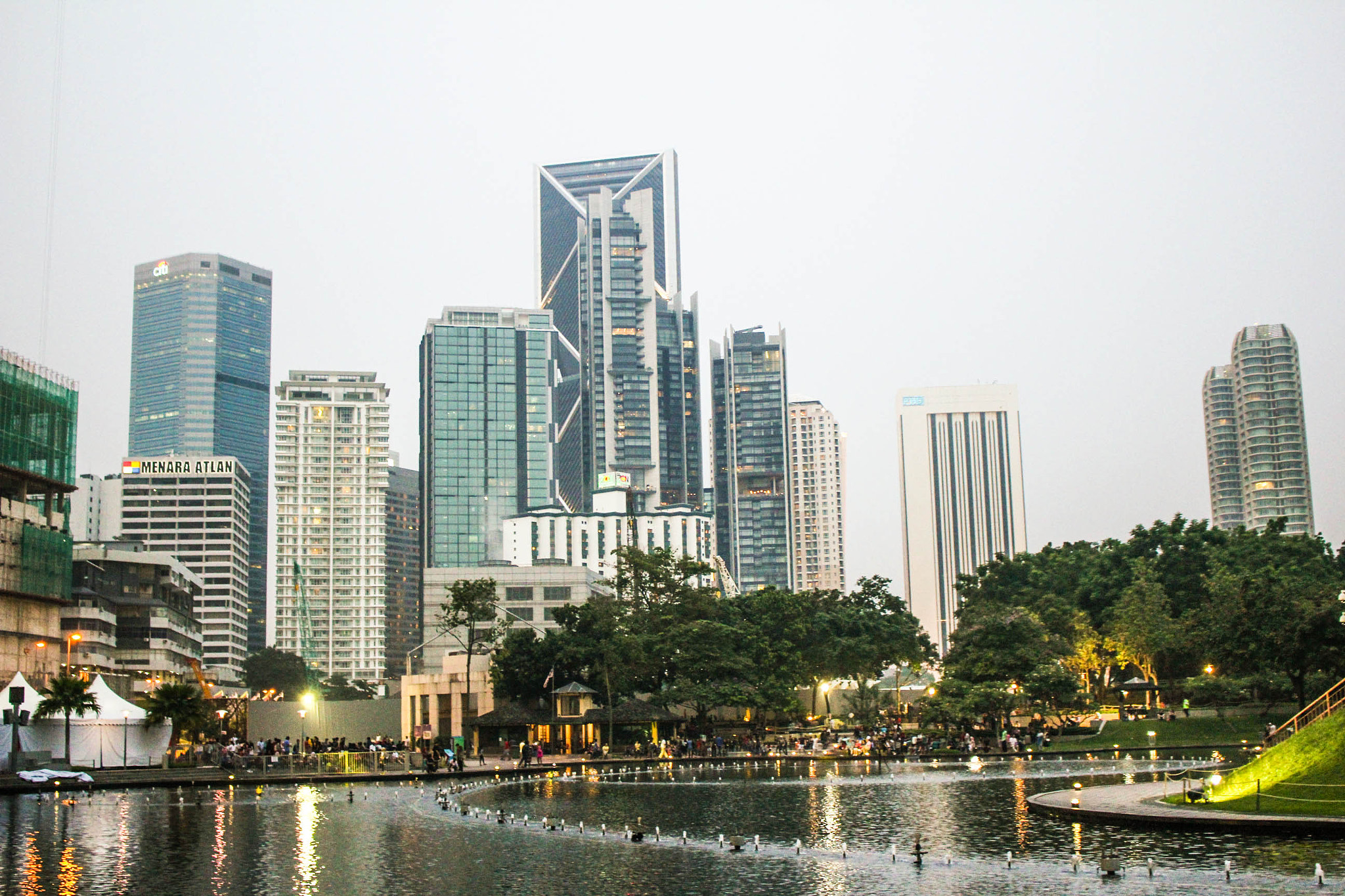 Canon EOS 60D sample photo. Beauty of city photography