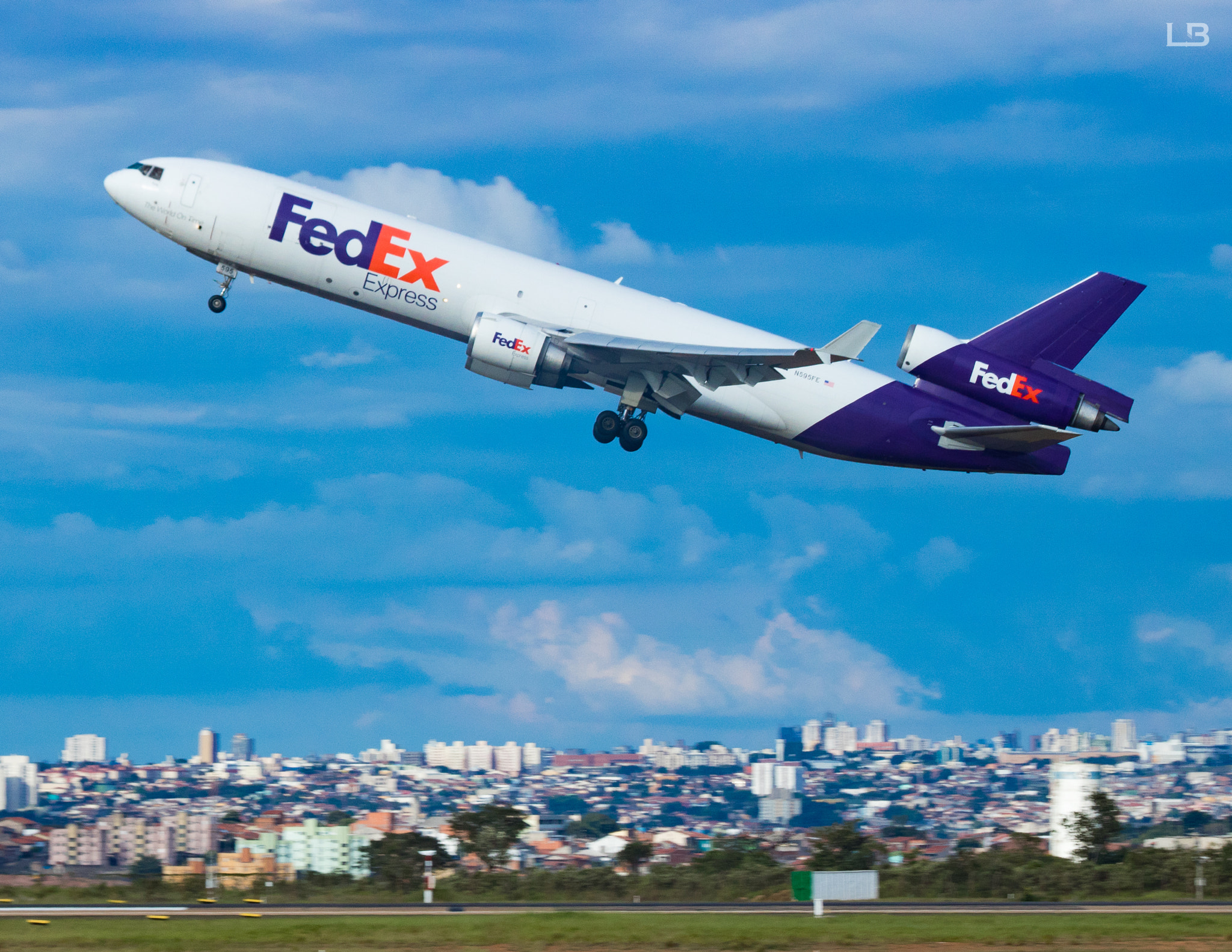 Canon EF 70-300mm F4-5.6 IS USM sample photo. Federal express | mcdonnell douglas md-11 | reg.: n595fe | campinas/viracopos photography