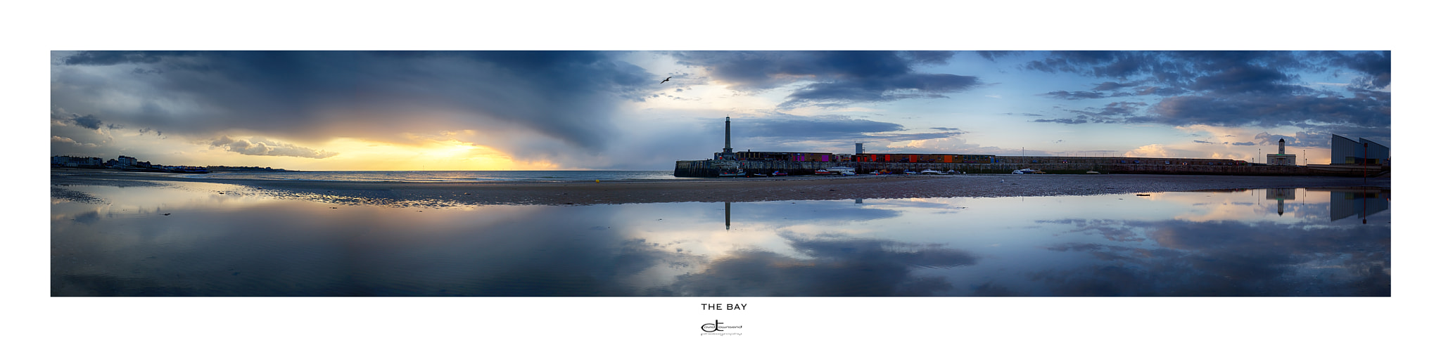 Canon EF 16-35mm F4L IS USM sample photo. The bay photography