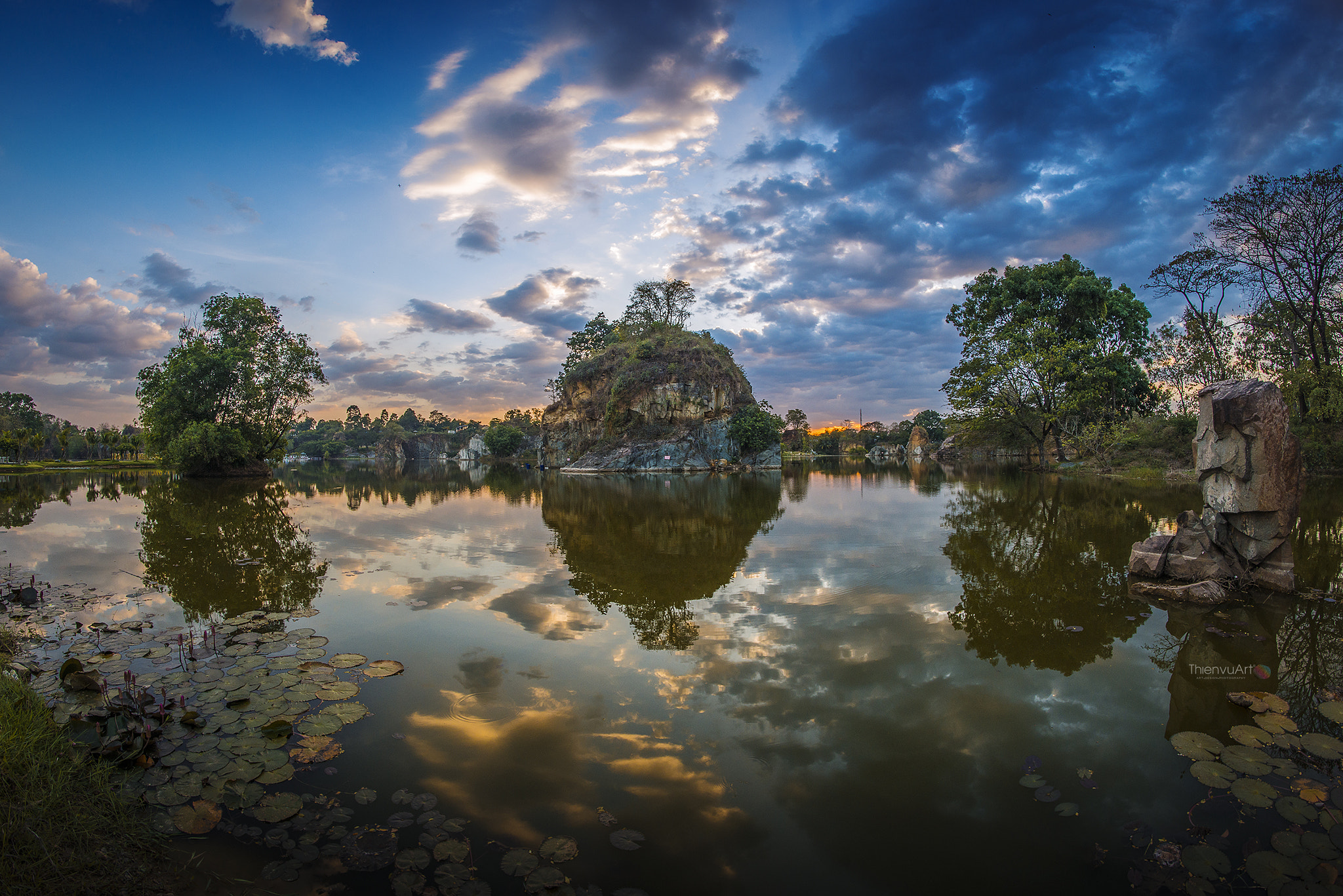 Nikon D800 + Samyang 12mm F2.8 ED AS NCS Fisheye sample photo. Tvu photography