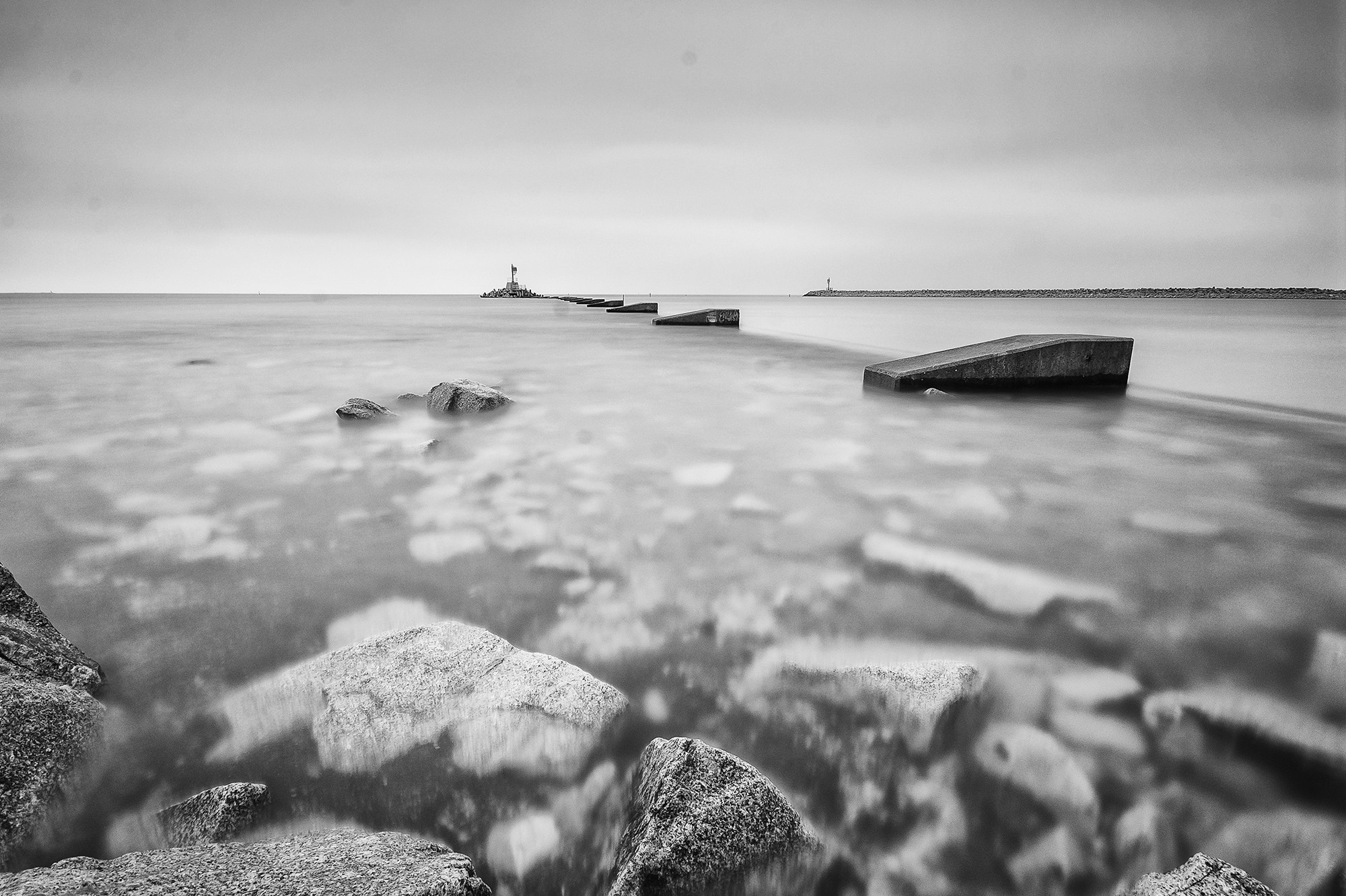 Sigma 10-20mm F4-5.6 EX DC HSM sample photo. Bw sea photography