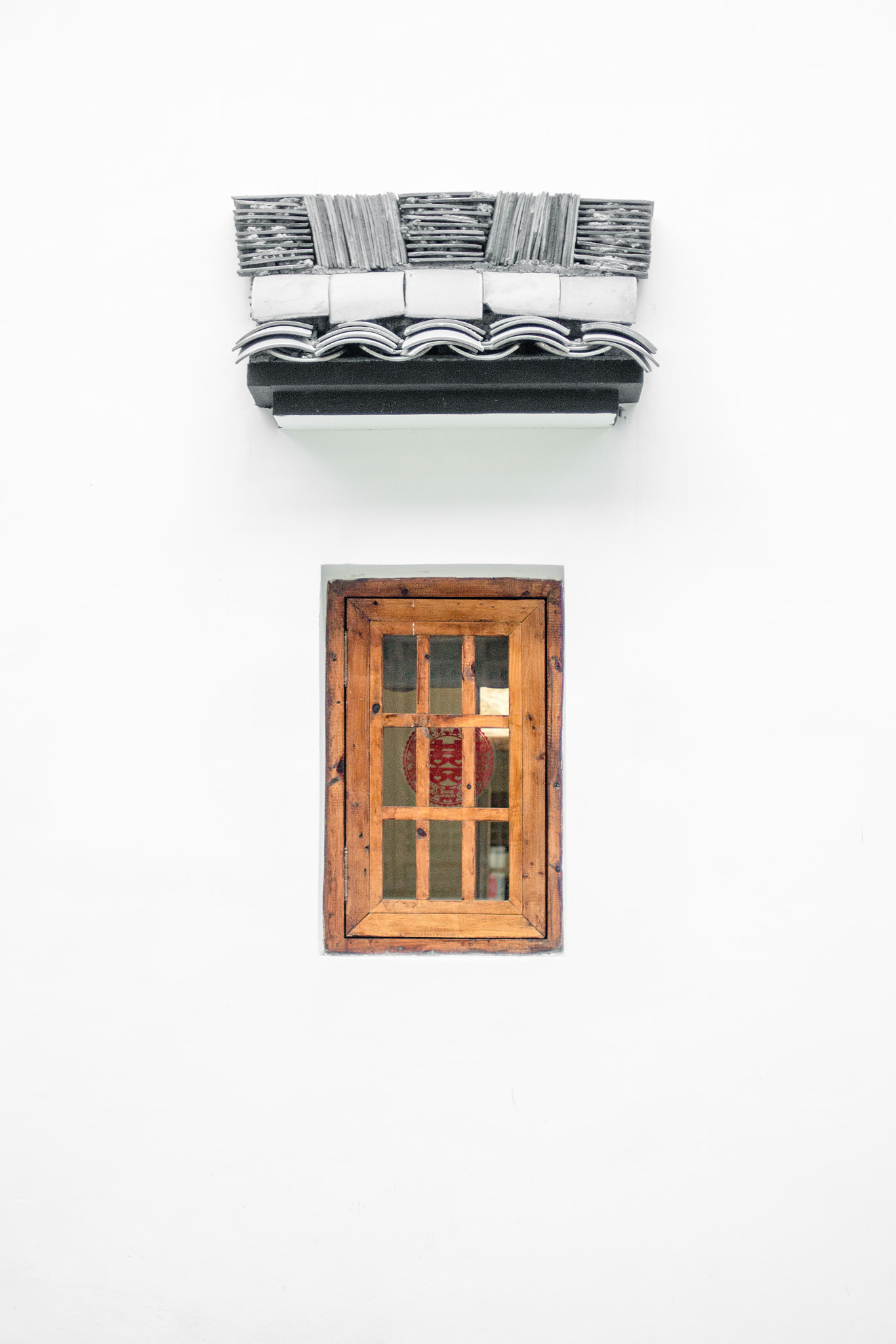 Canon EF 28-70mm f/3.5-4.5 sample photo. Window photography