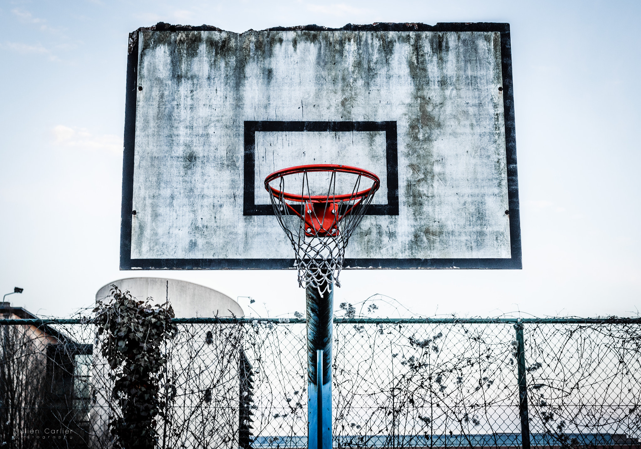Canon EOS 70D + Sigma 35mm F1.4 DG HSM Art sample photo. Free throw photography