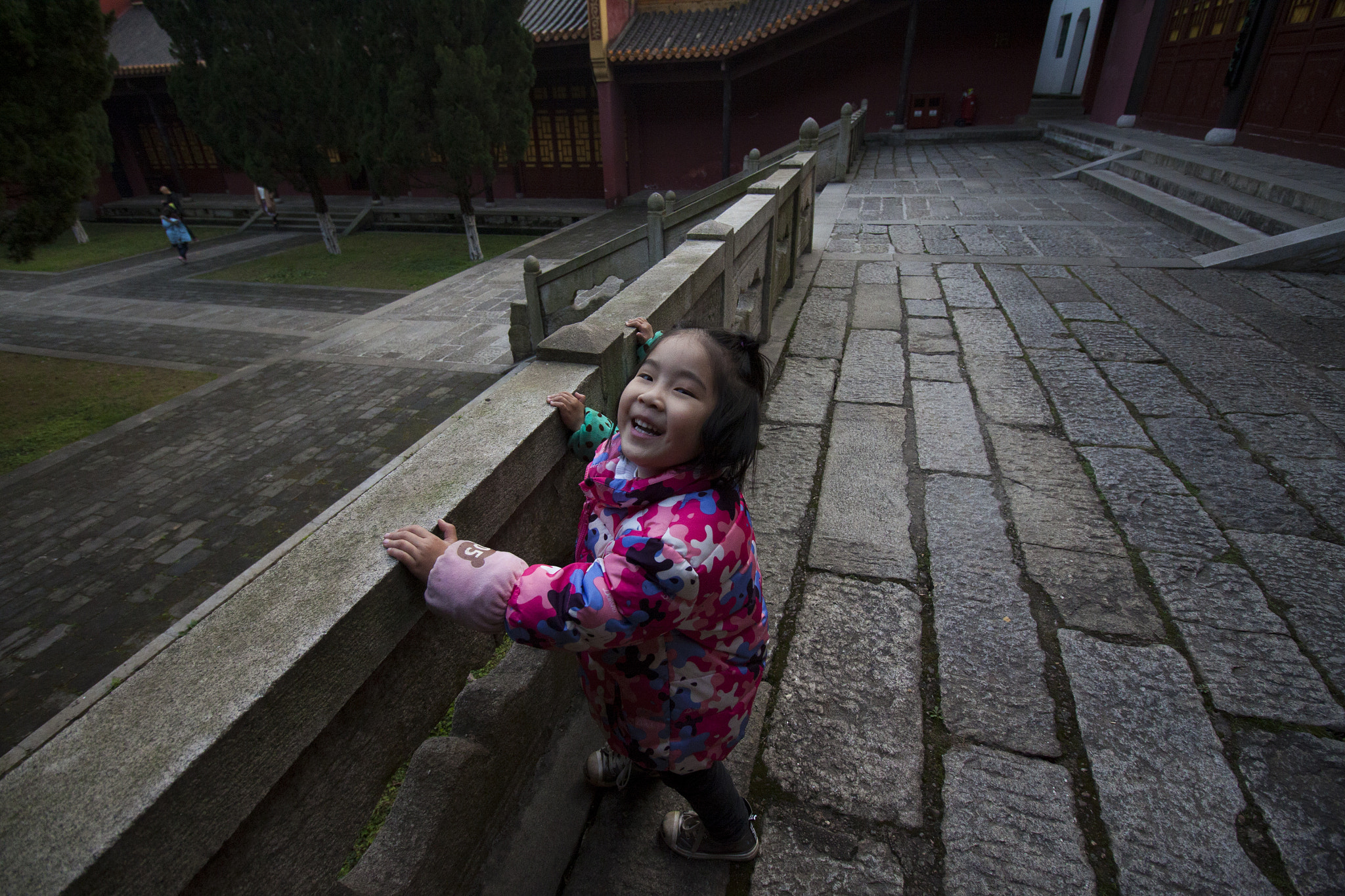 Canon EOS 50D + Canon EF-S 10-18mm F4.5–5.6 IS STM sample photo. China [kids & family] photography