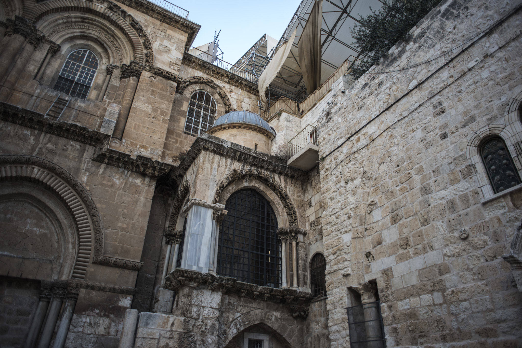 Nikon AF Nikkor 24mm F2.8D sample photo. Cathedral photography