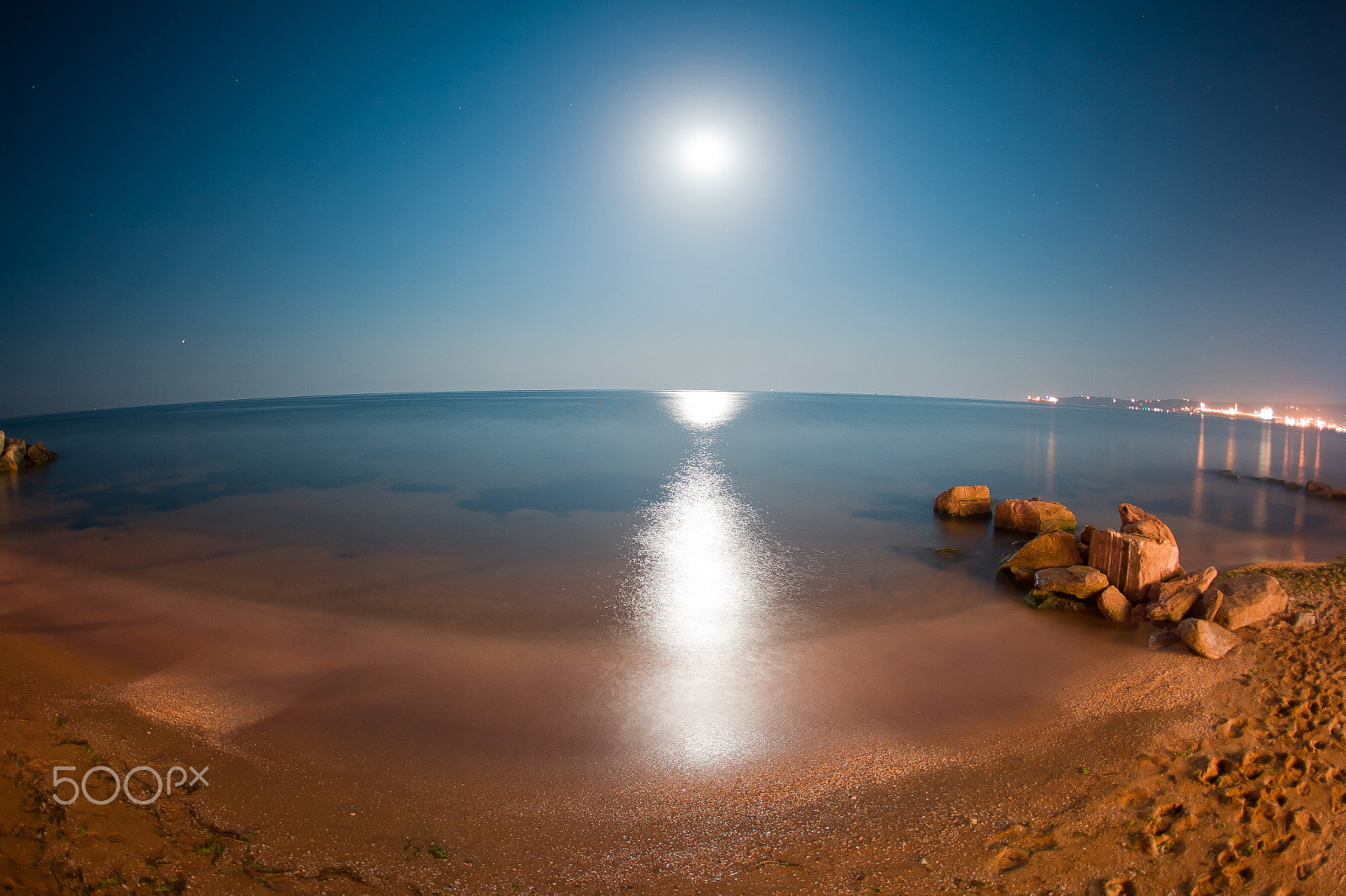 Canon EOS 5D Mark II + Canon EF 15mm F2.8 Fisheye sample photo. Night sun photography