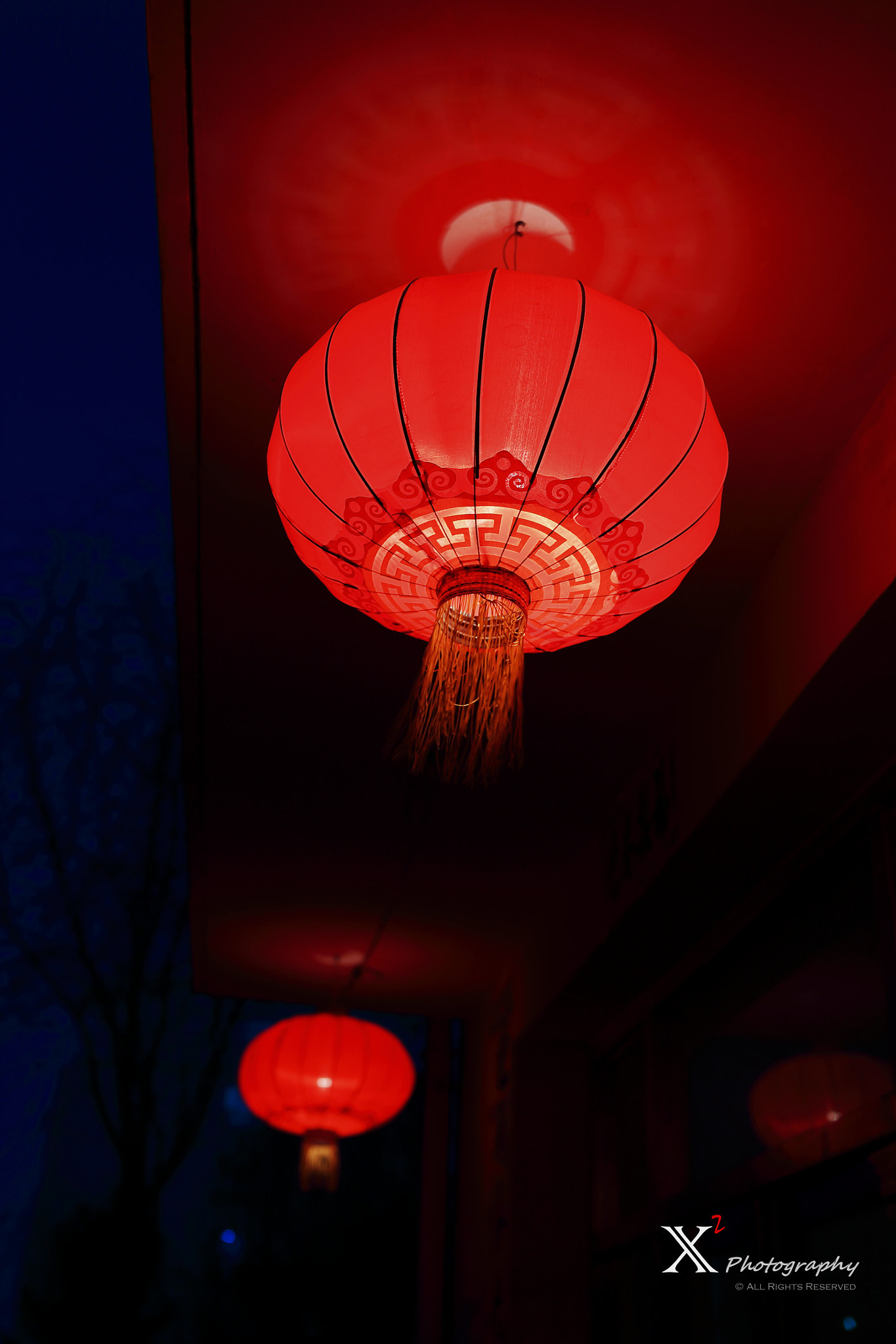 Canon EOS-1D X Mark II + Canon EF 35mm F1.4L II USM sample photo. Red lanterns during chinese spring festival photography