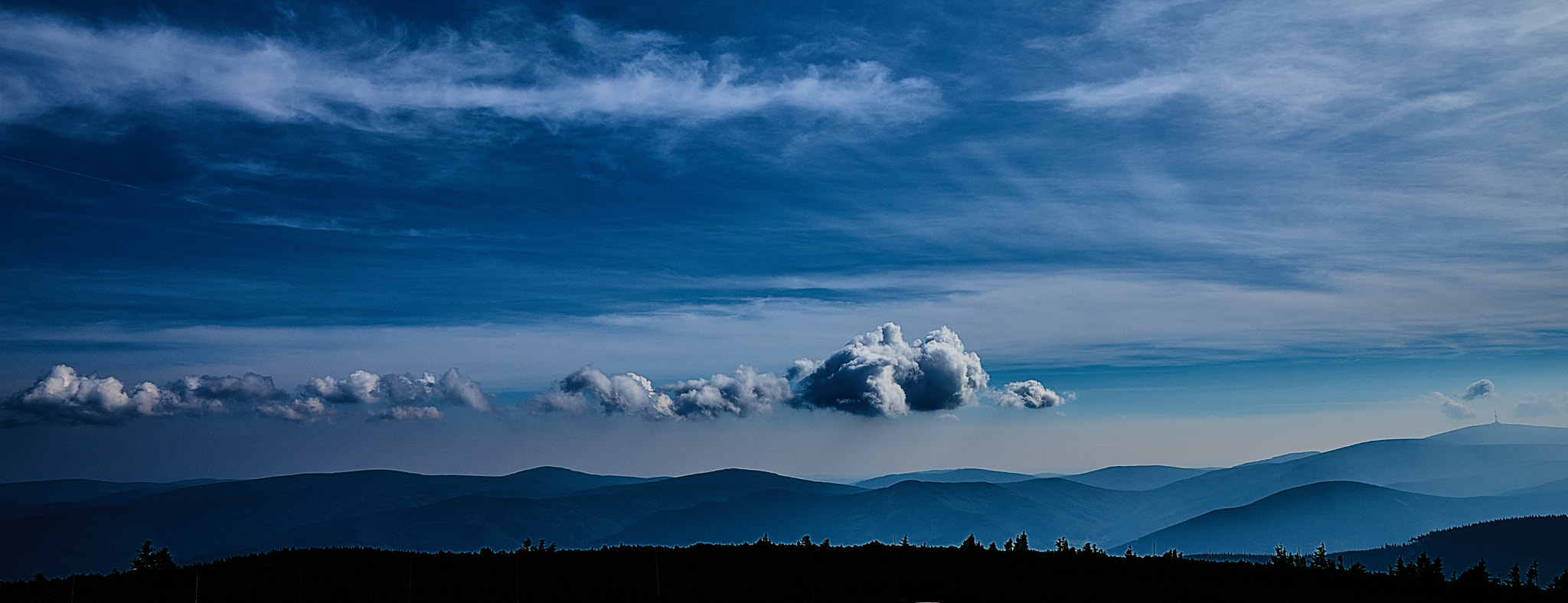 Sony a7 II + Sony FE 24-70mm F2.8 GM sample photo. Sky 1 photography