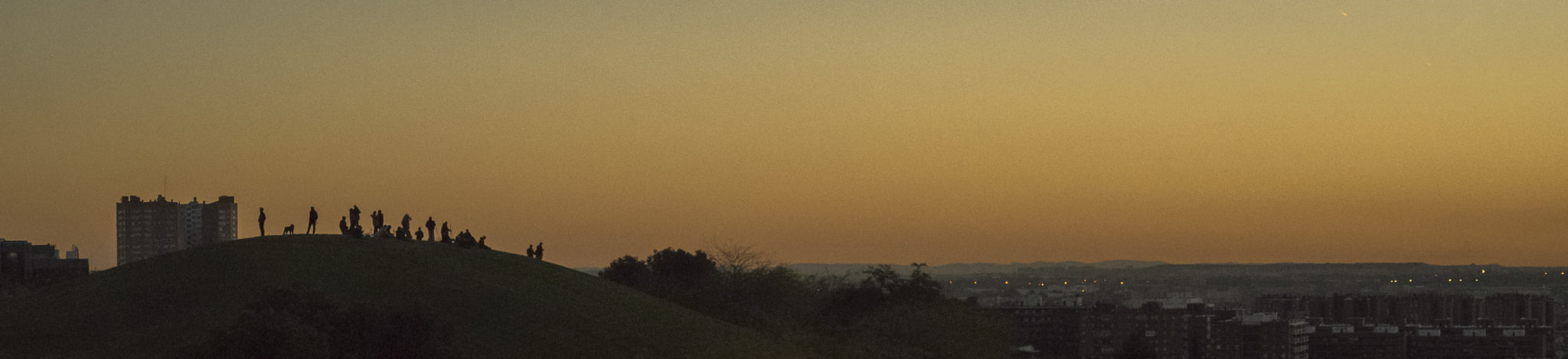 Nikon D5300 + Nikon AF Nikkor 50mm F1.8D sample photo. Sunset planet photography