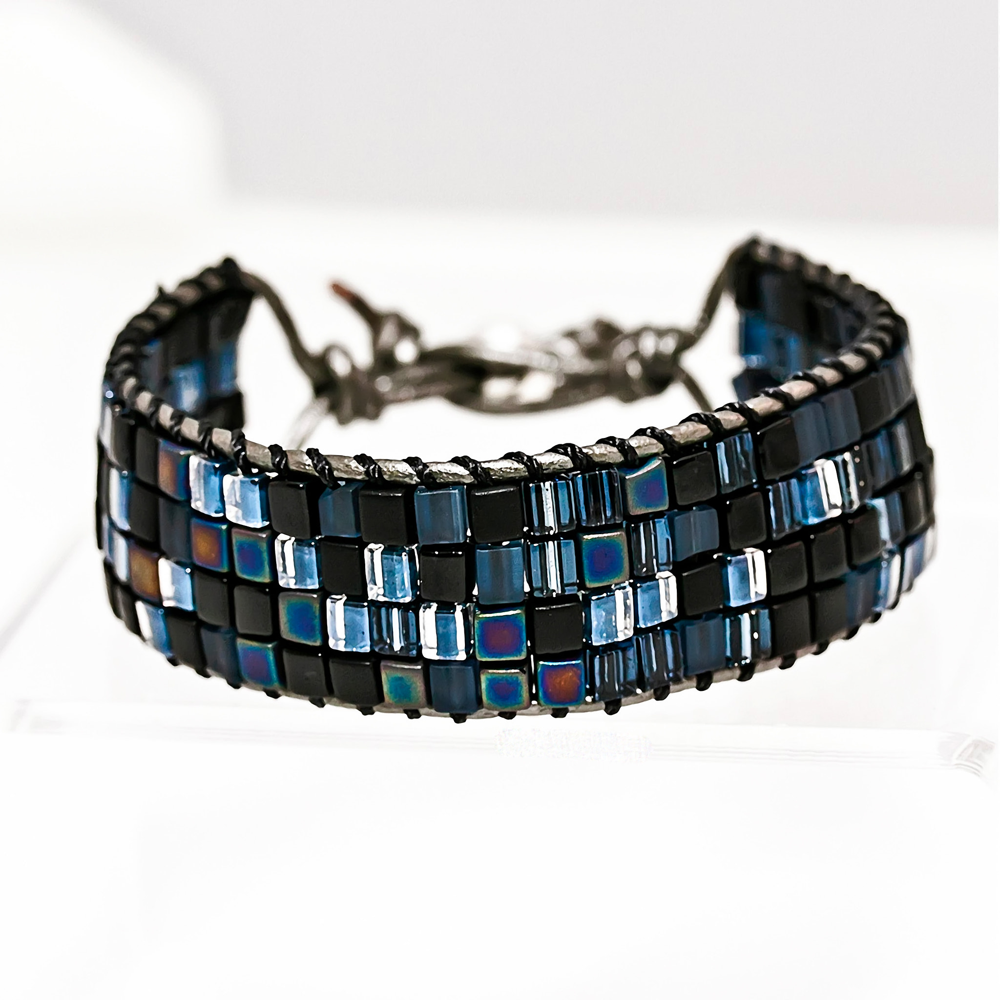 Canon EF-S 60mm F2.8 Macro USM sample photo. Bracelet photography