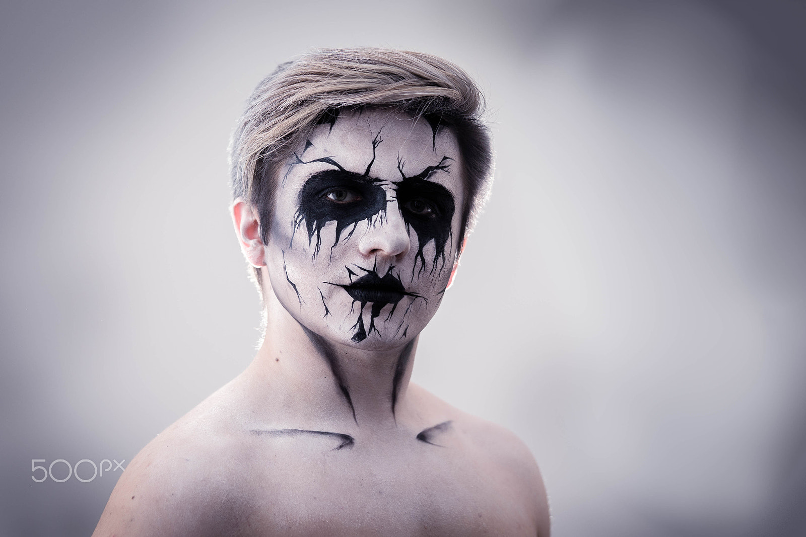 Sony a7 + Sony FE 90mm F2.8 Macro G OSS sample photo. Black metal face paint photography