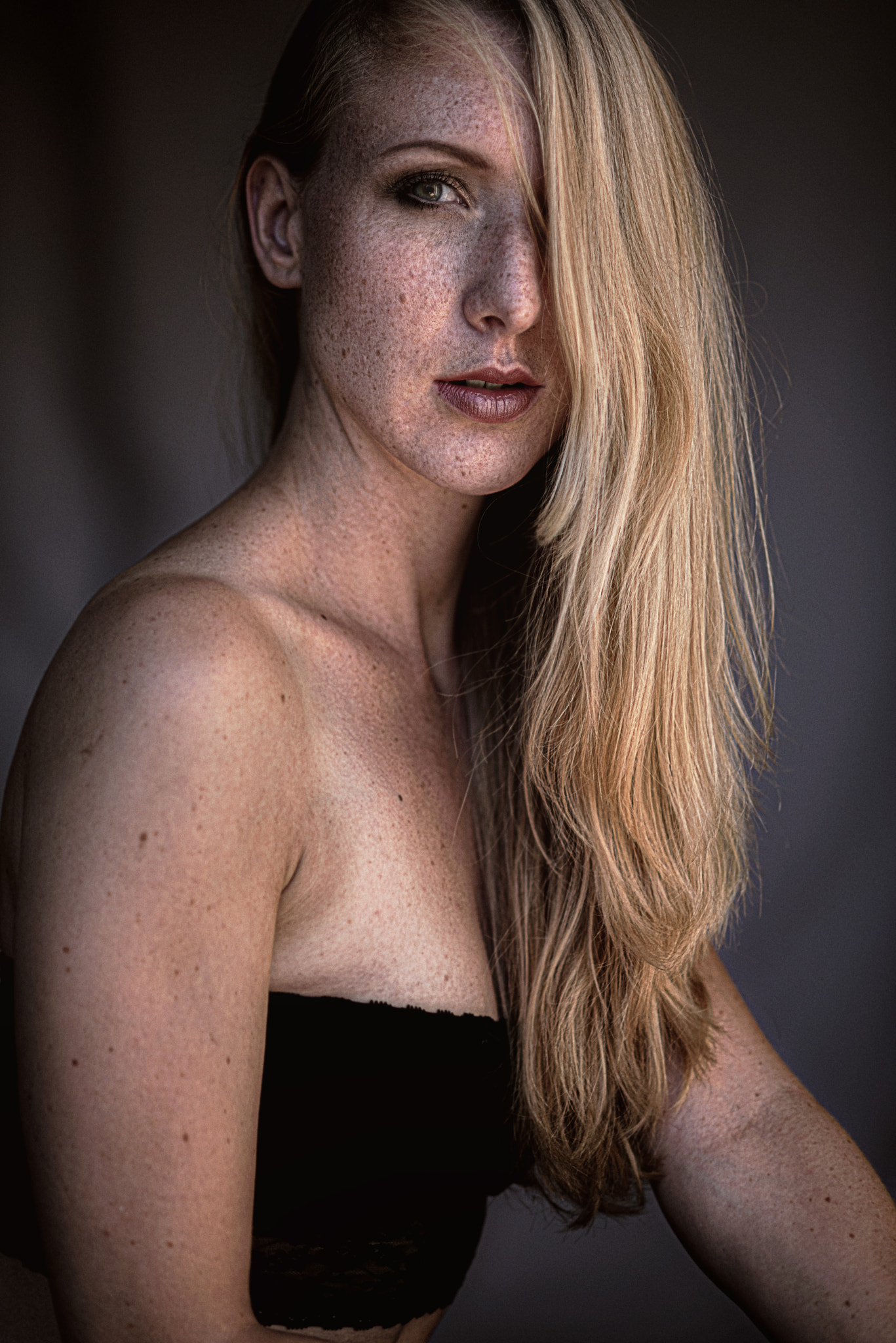 Nikon AF Nikkor 85mm F1.8D sample photo. Portrait dana maik woell photoart photography