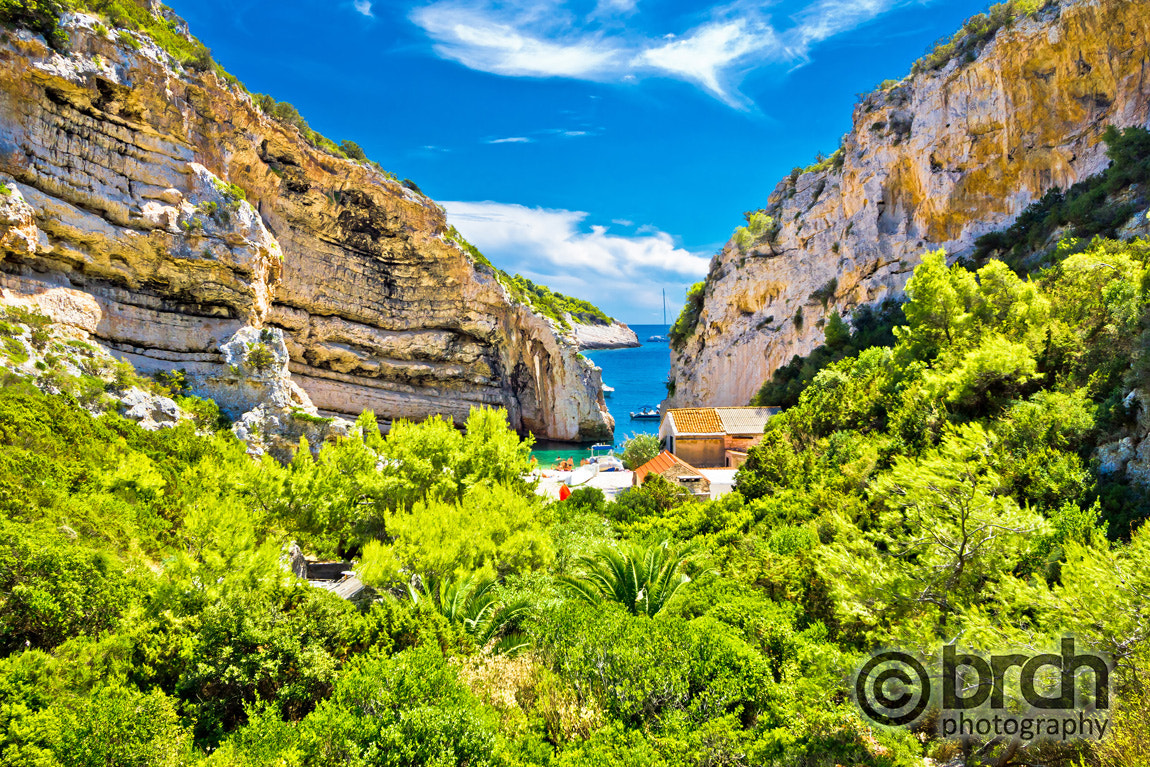Canon EF-S 10-22mm F3.5-4.5 USM sample photo. Scenic beach of croatia on vis island photography